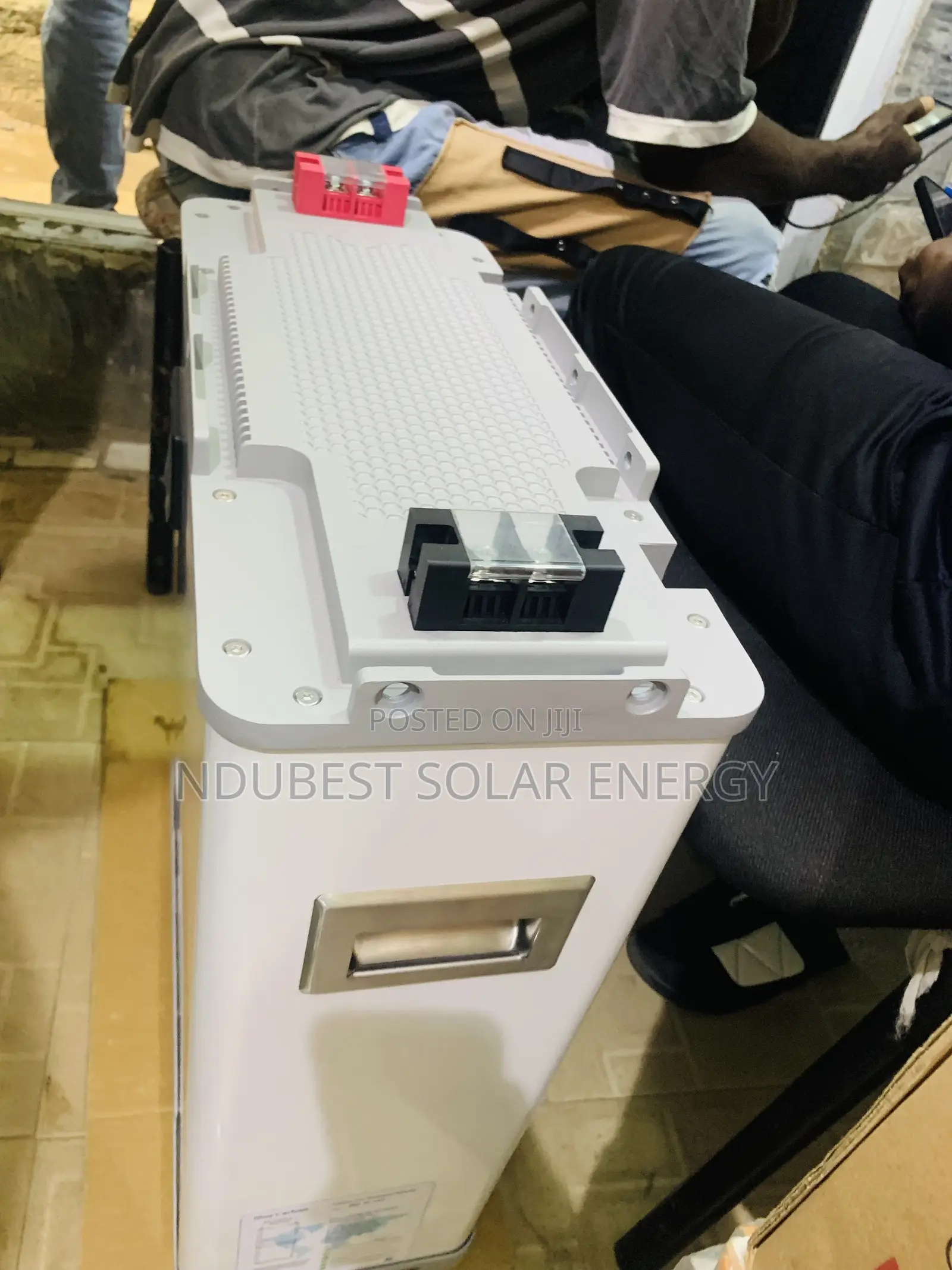 7.5kwh 24v Blue Carbon Lithium Ion Batteries