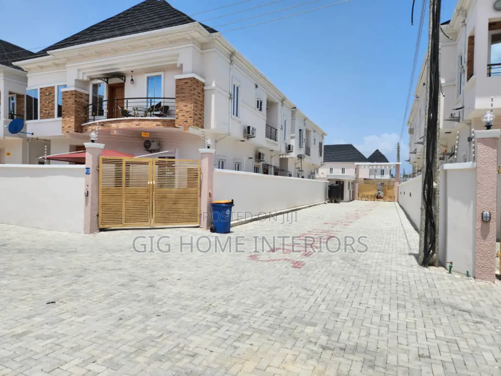 5bdrm Duplex in Ikota Gra for sale