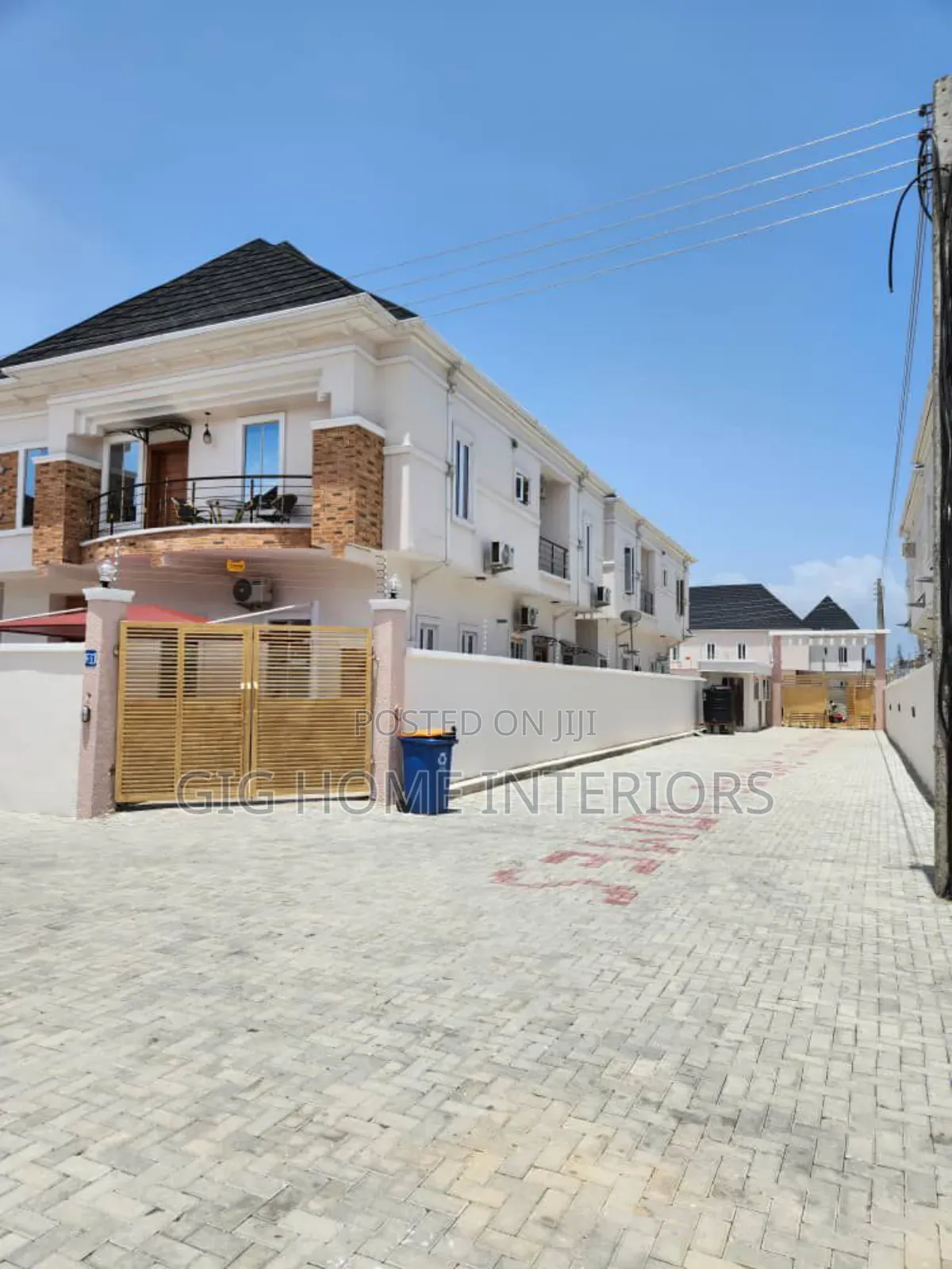 5bdrm Duplex in Ikota Gra for sale