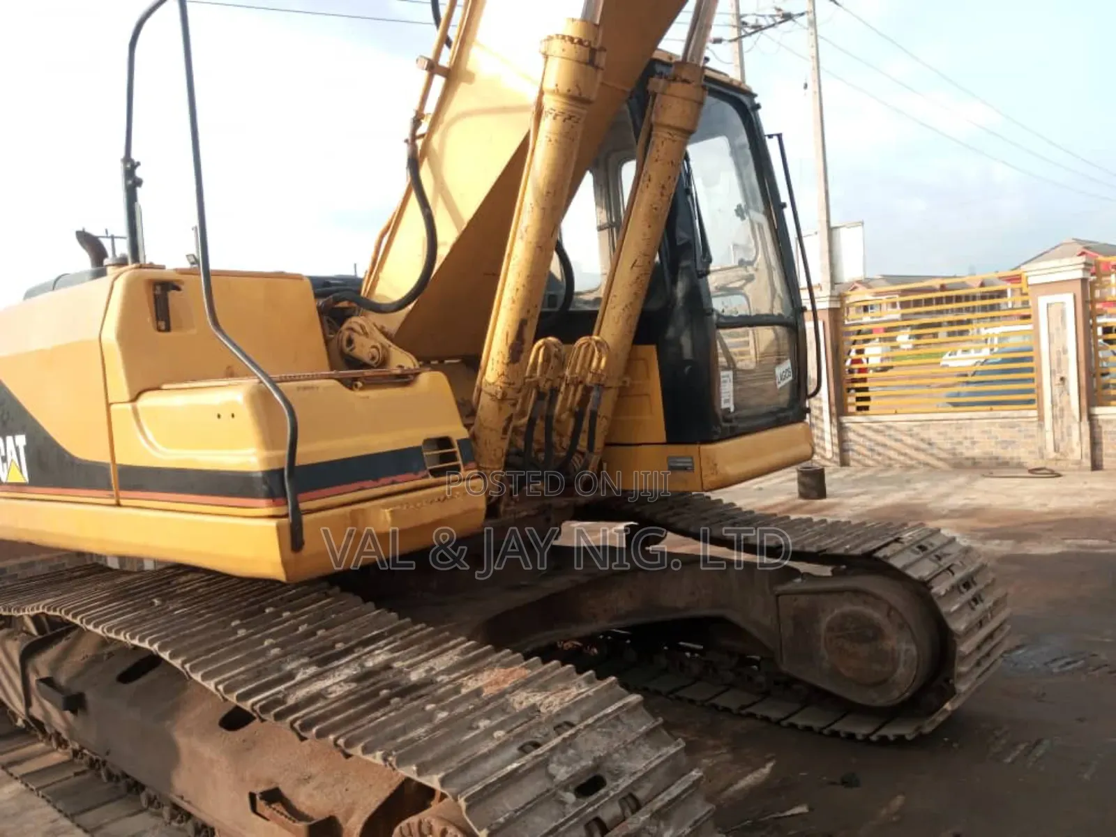 Cat Excavator 320bl - Direct Belgium