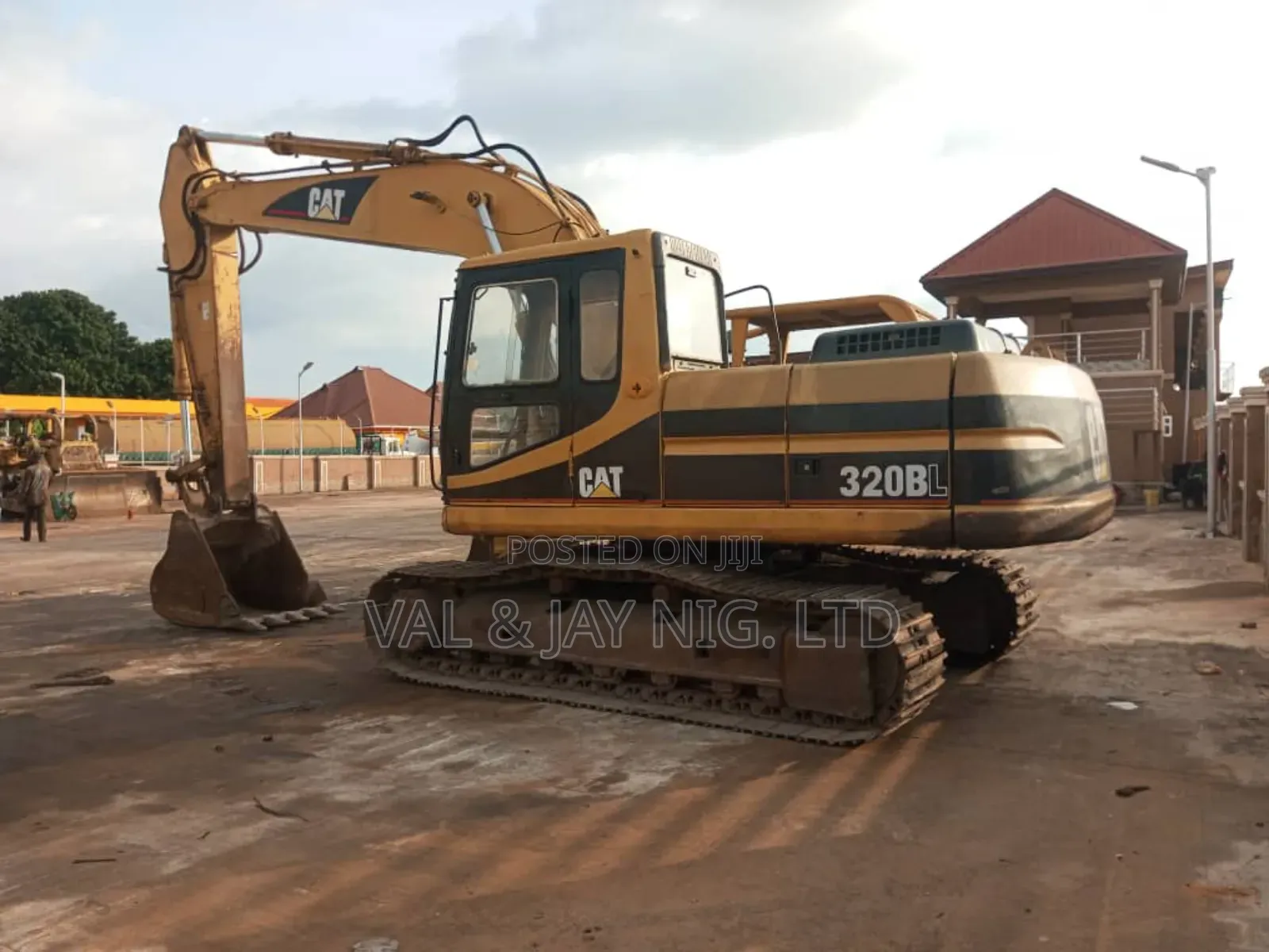 Cat Excavator 320bl - Direct Belgium