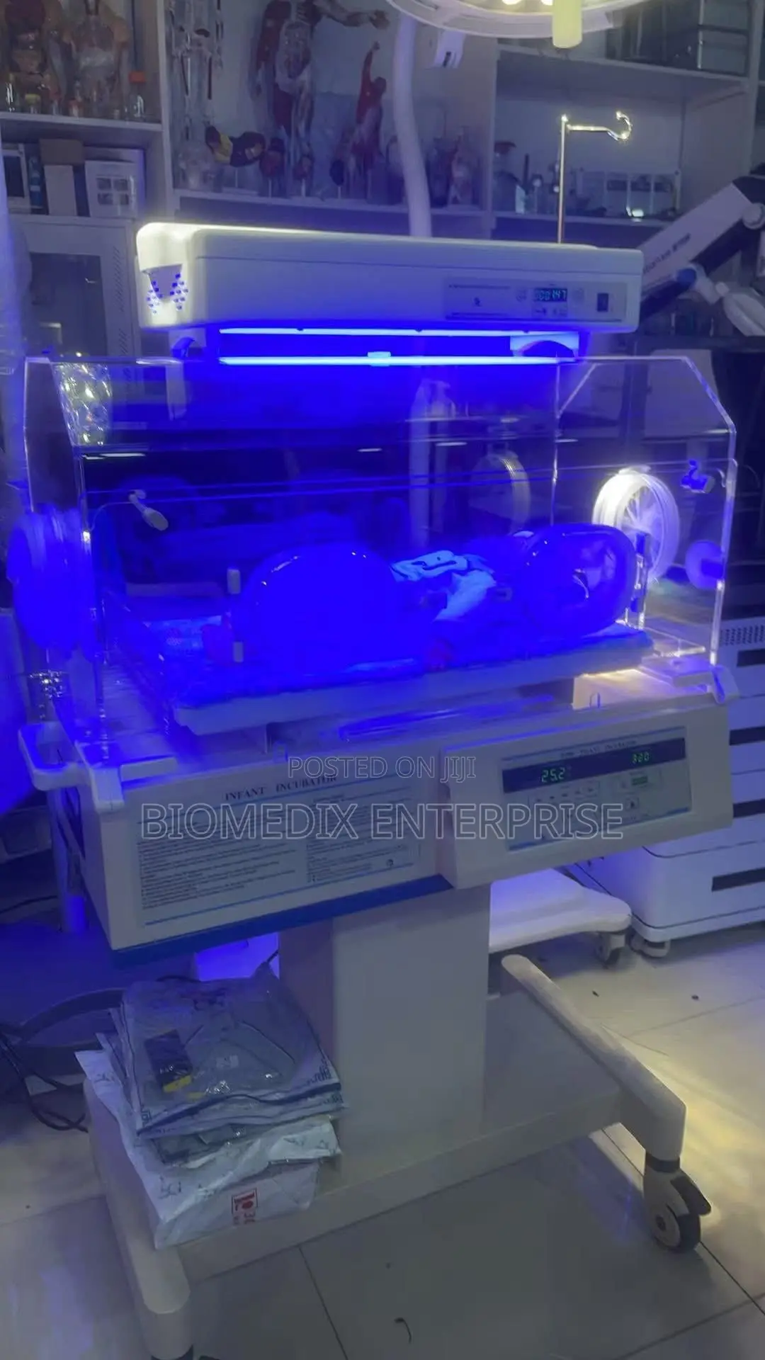 Infant Incubator