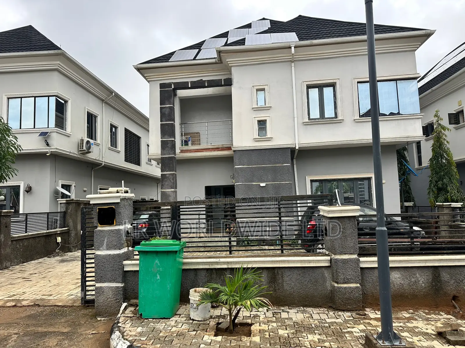 6bdrm Duplex in Lugbe District for sale