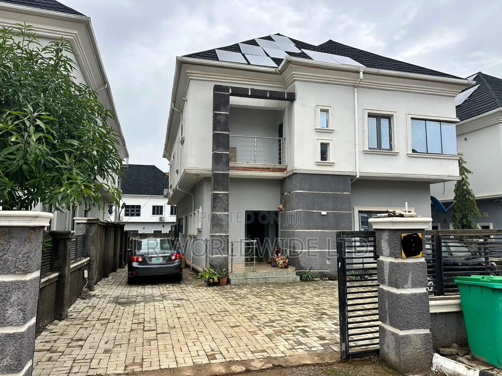 6bdrm Duplex in Lugbe District for sale