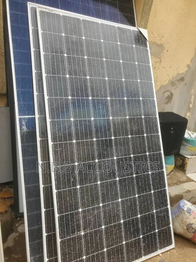 Cracked Mono Solar Panel