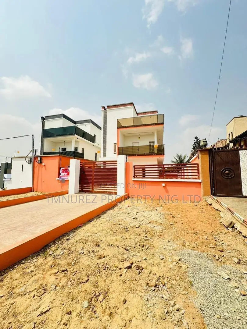 5bdrm Duplex in Omole Phase 2 for sale