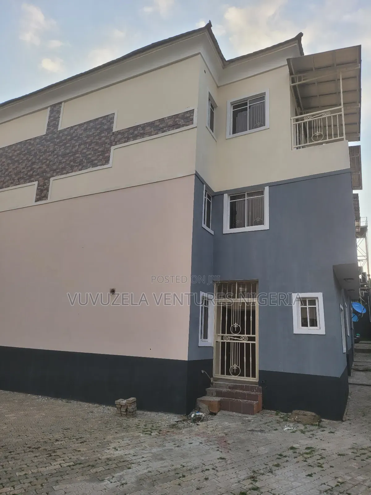 7bdrm Duplex in National Assembly, Gudu for sale