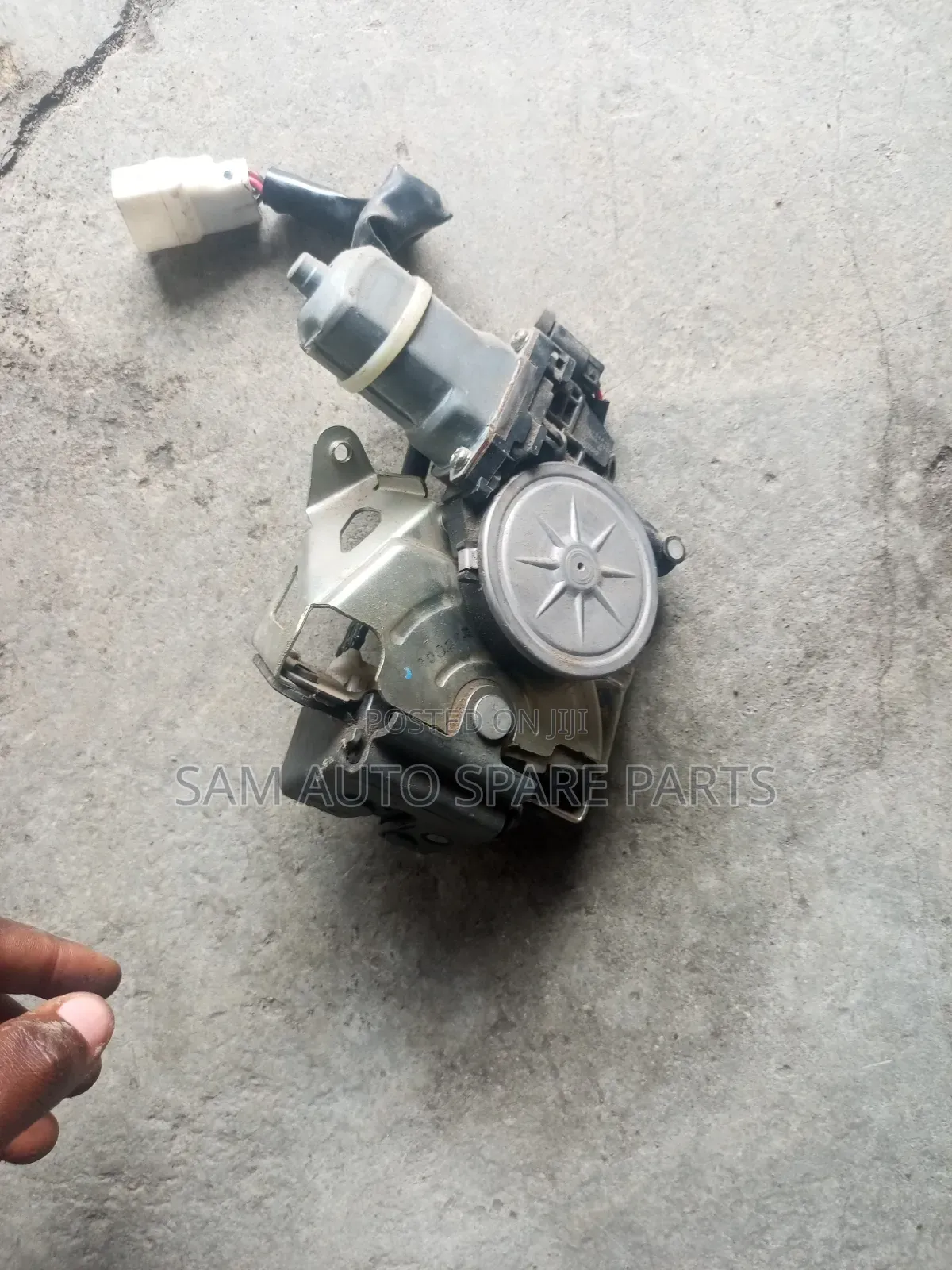 Toyota Venza 2014 Model Booth Catcher Neat One