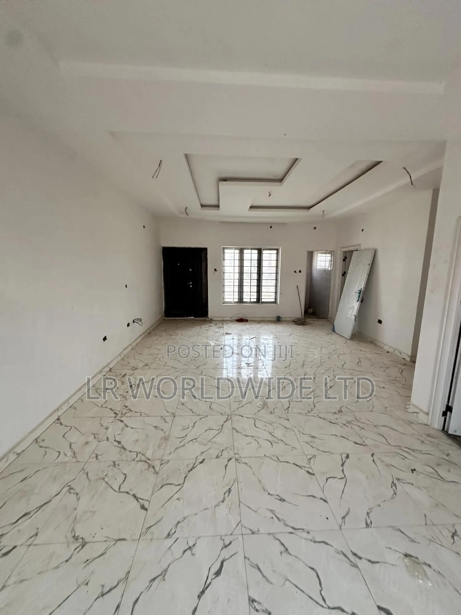 3bdrm Block of Flats in Lugbe District for sale