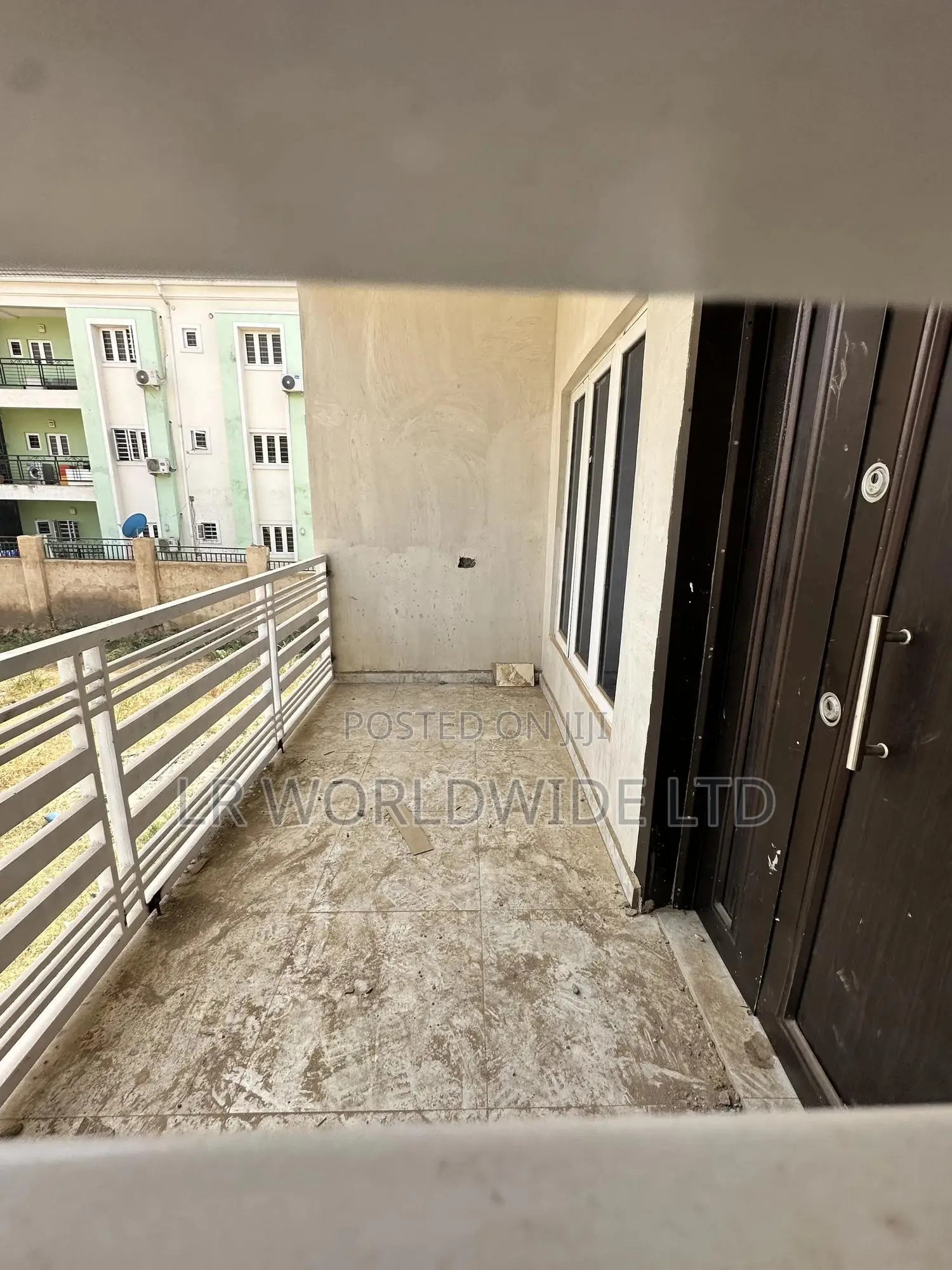 3bdrm Block of Flats in Lugbe District for sale