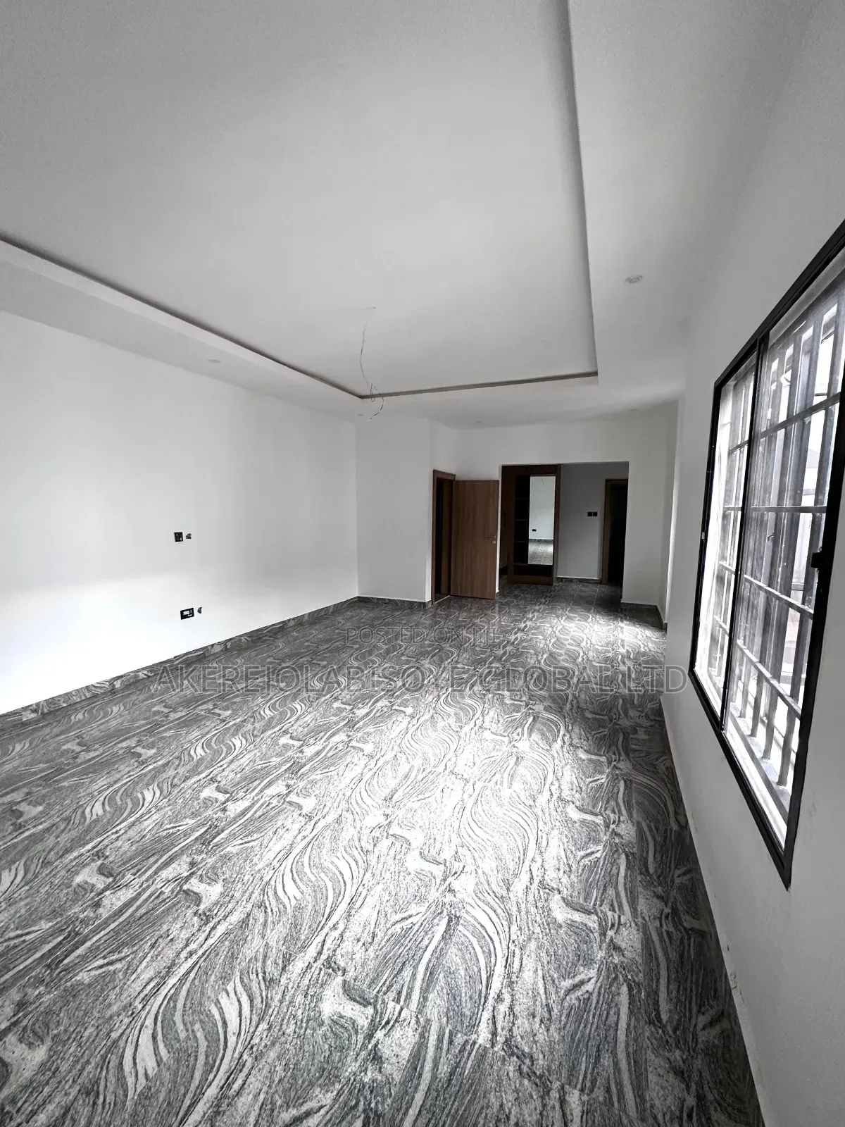 5bdrm Duplex in Guzape Abuja for sale