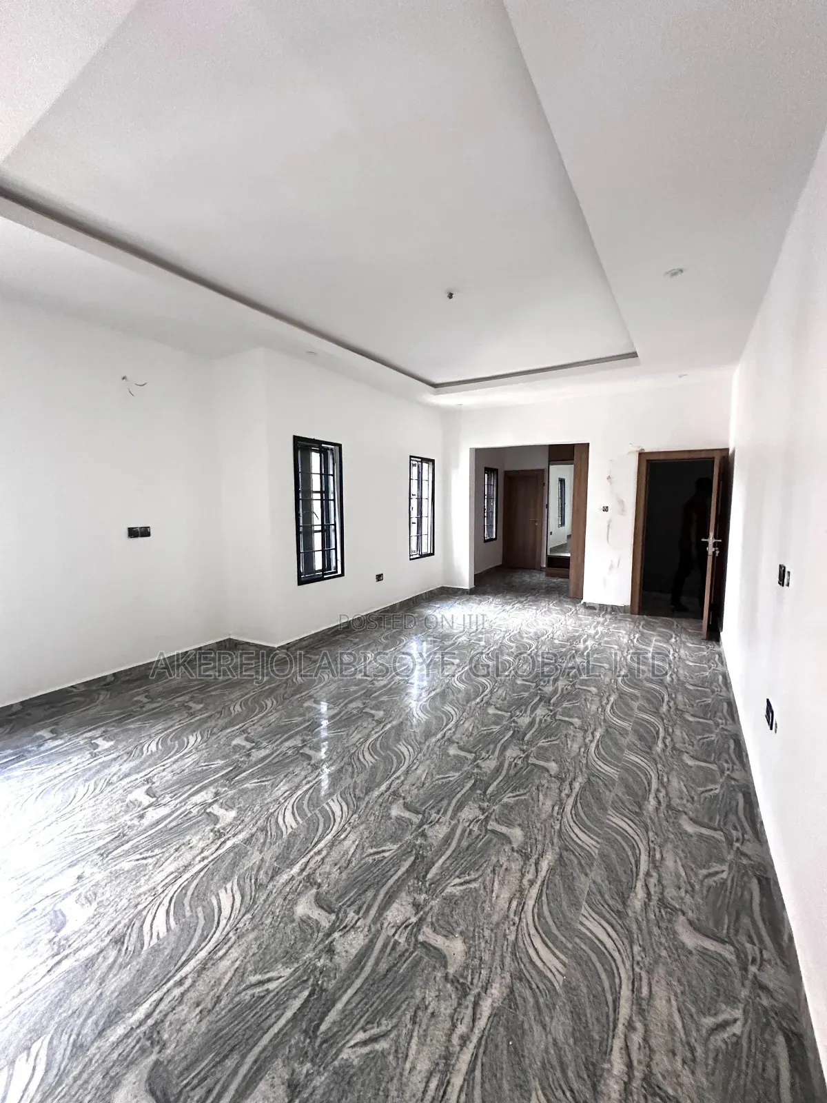 5bdrm Duplex in Guzape Abuja for sale