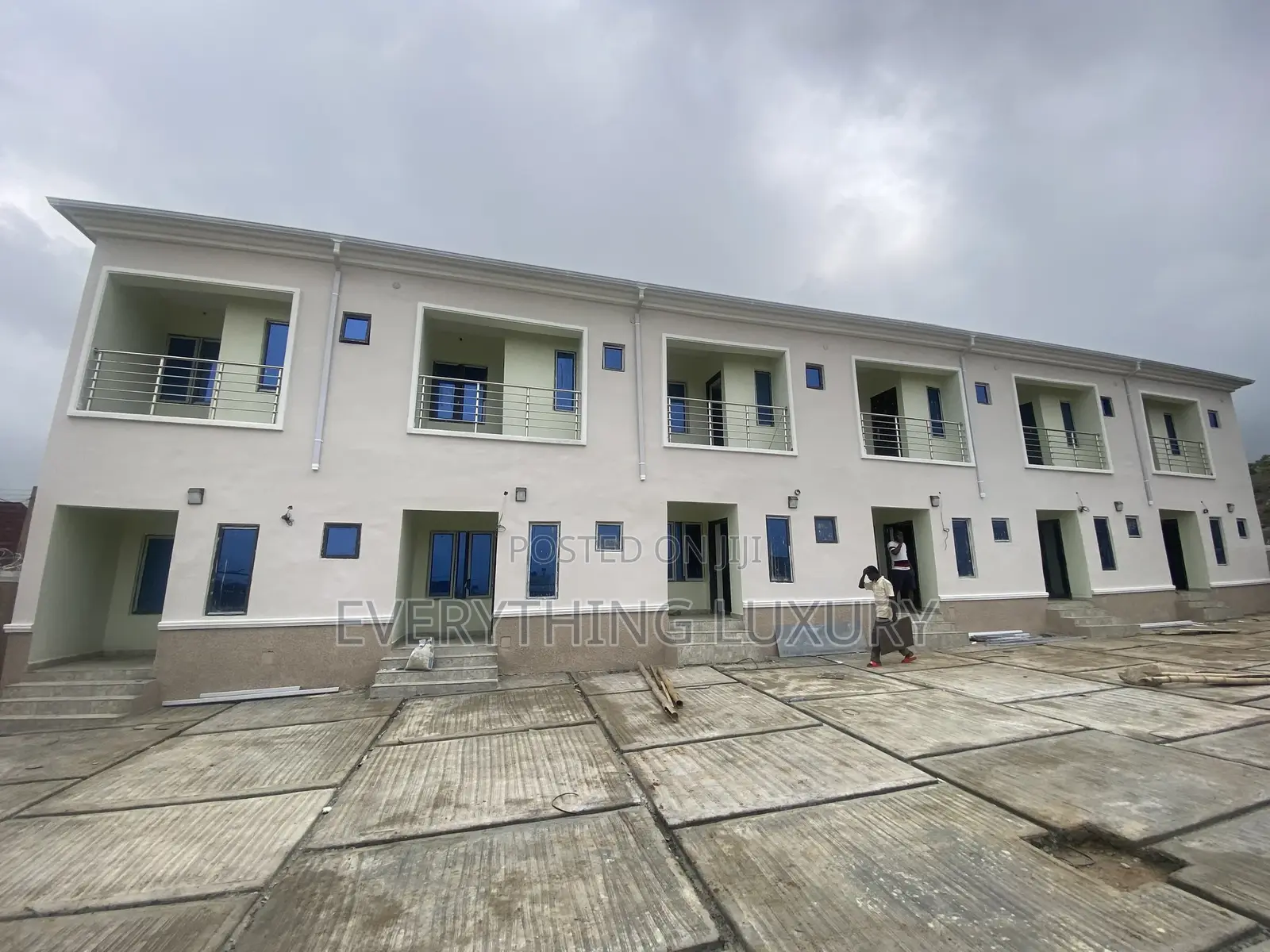 2bdrm Townhouse / Terrace in Ushafa for rent