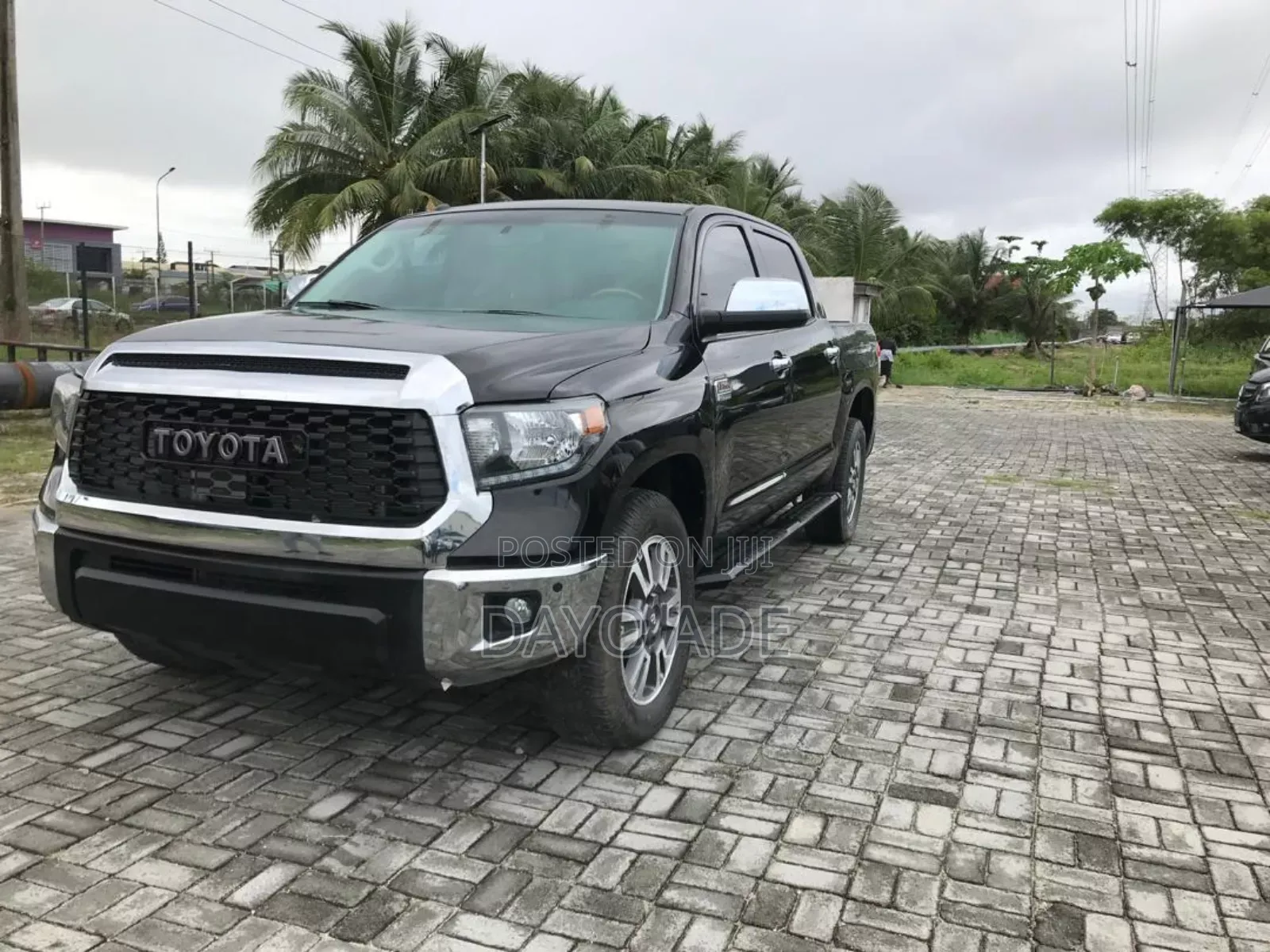 Toyota Tundra 1794 4dr CrewMax SB (5.7L 8cyl 6A) 2015 Black