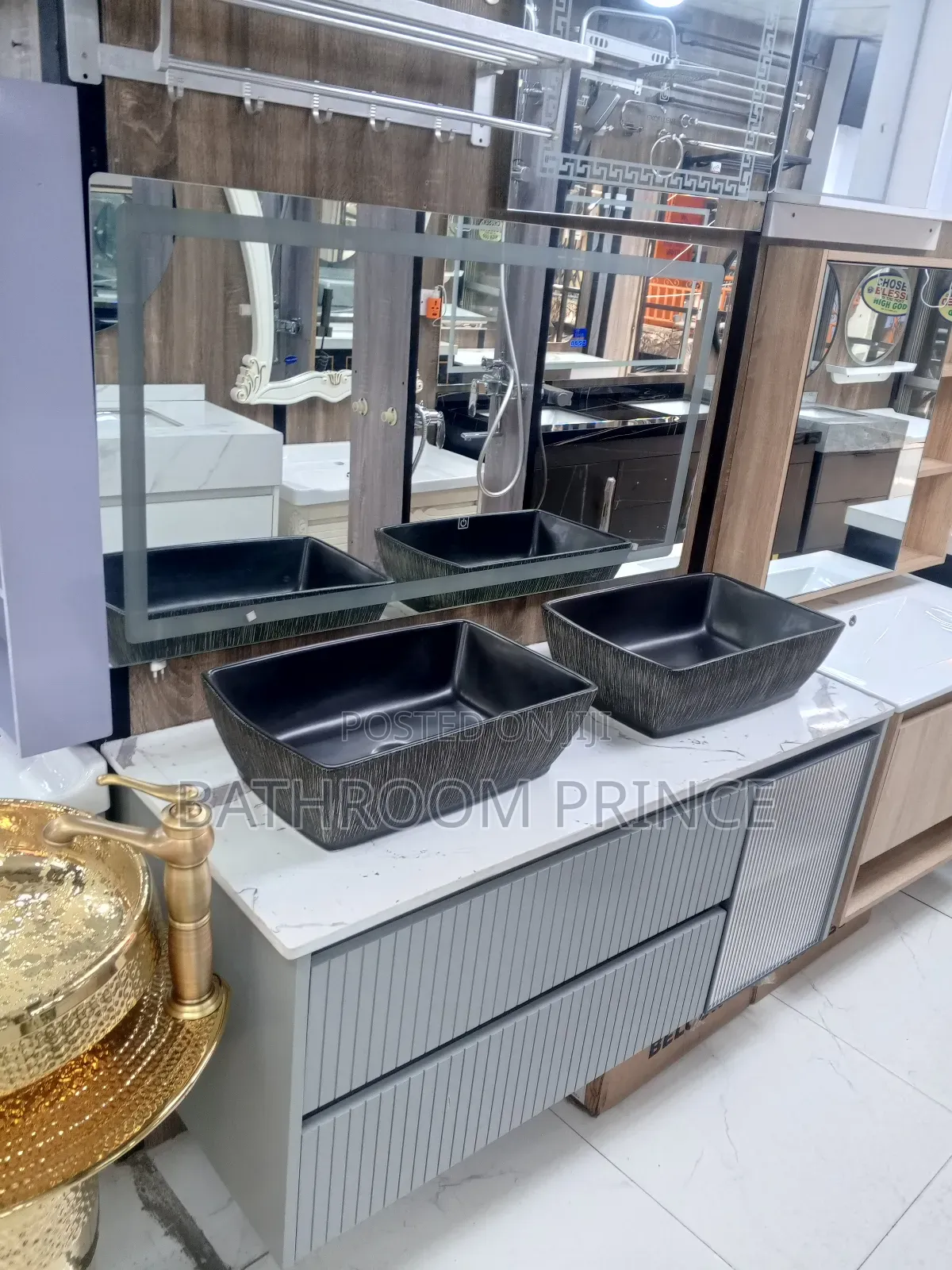 Cabinet Double Sink and Mirror