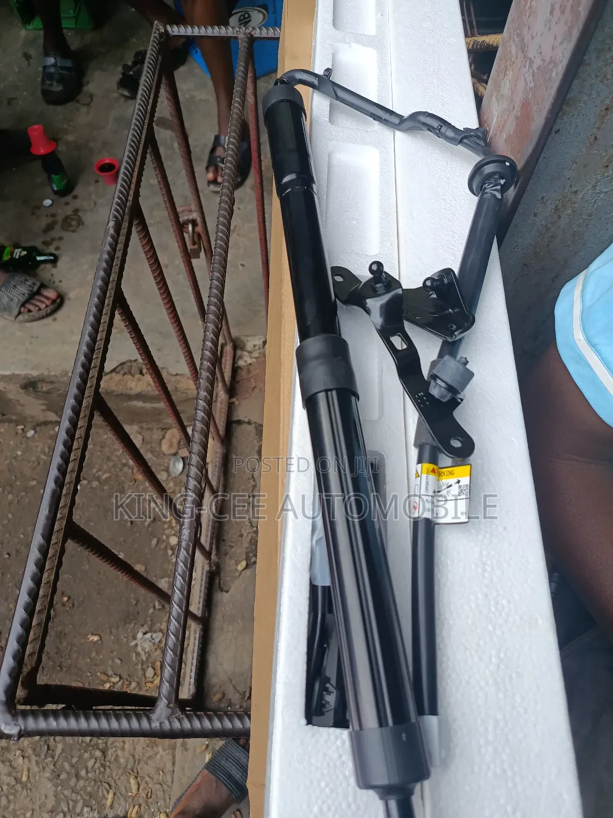 Booth Shock Absorber Rav4 2014