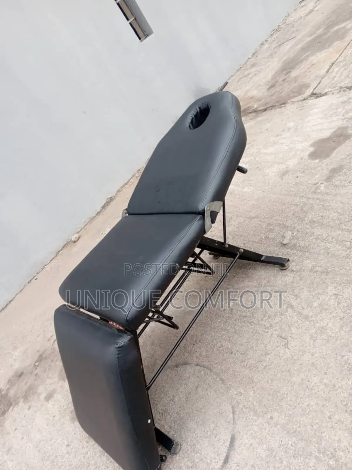 Imported Executive Foldable Spa/Massage/Hospital Bed