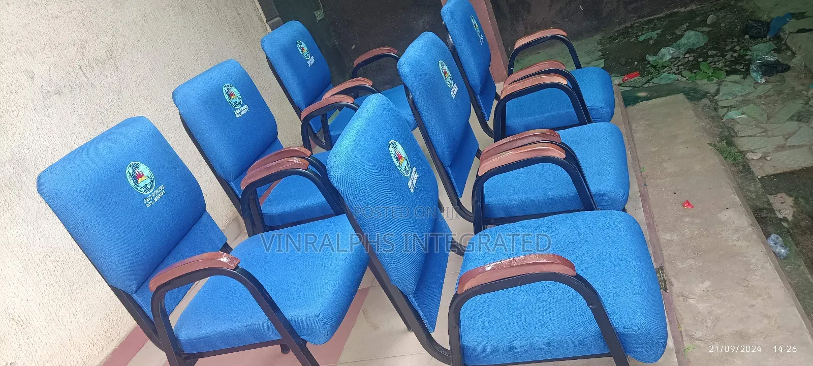 Customised Executive Church Chairs With Armrest And Logo