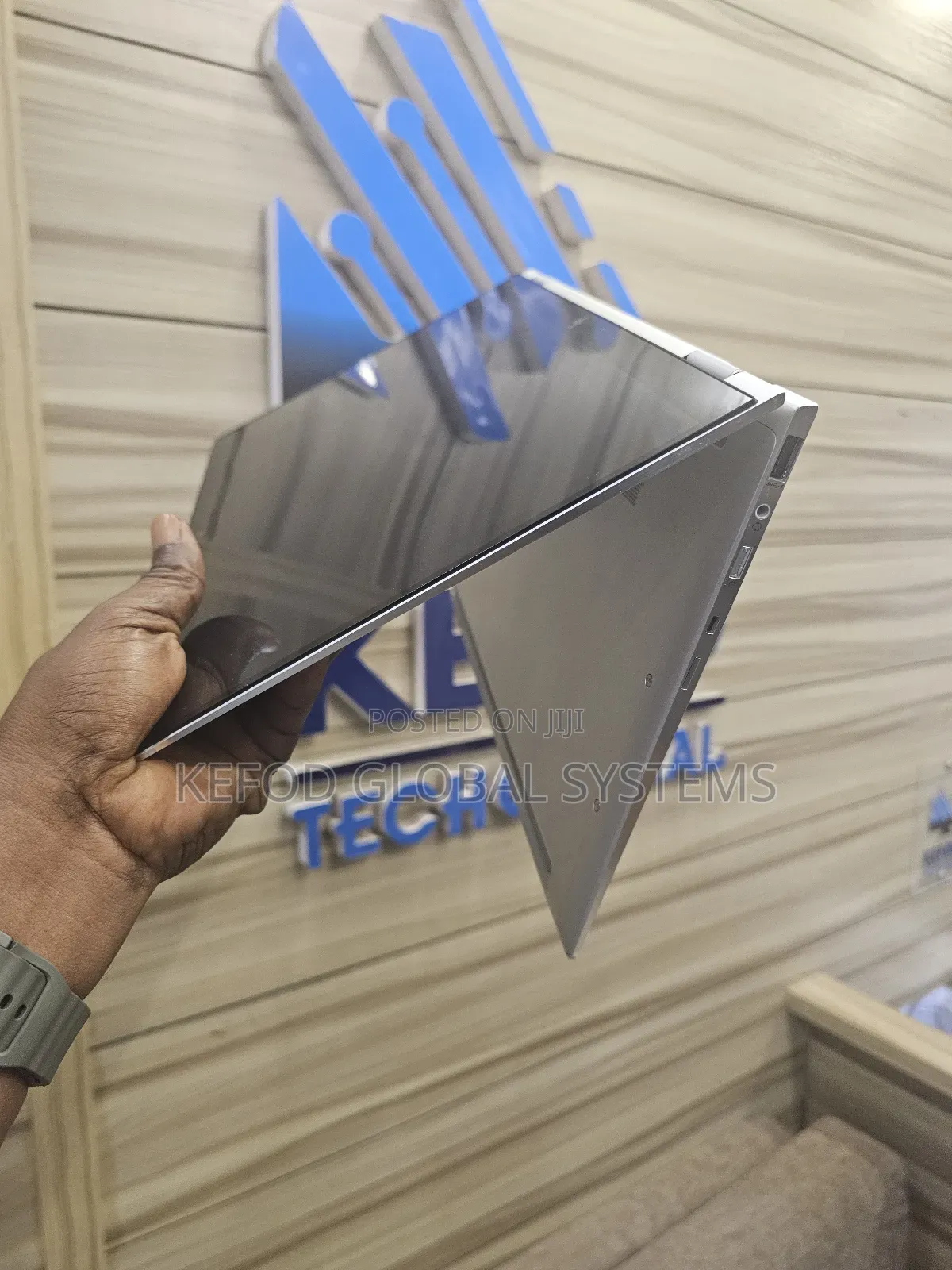 Laptop HP EliteBook 1040 G6 16GB Intel Core I7 SSD 512GB