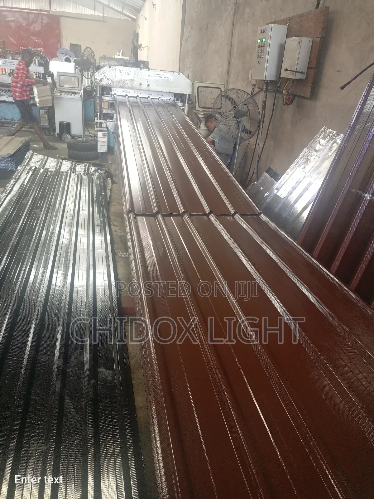 Long Span Design Aluminum Roofing Sheet Brown Color Oven Bak