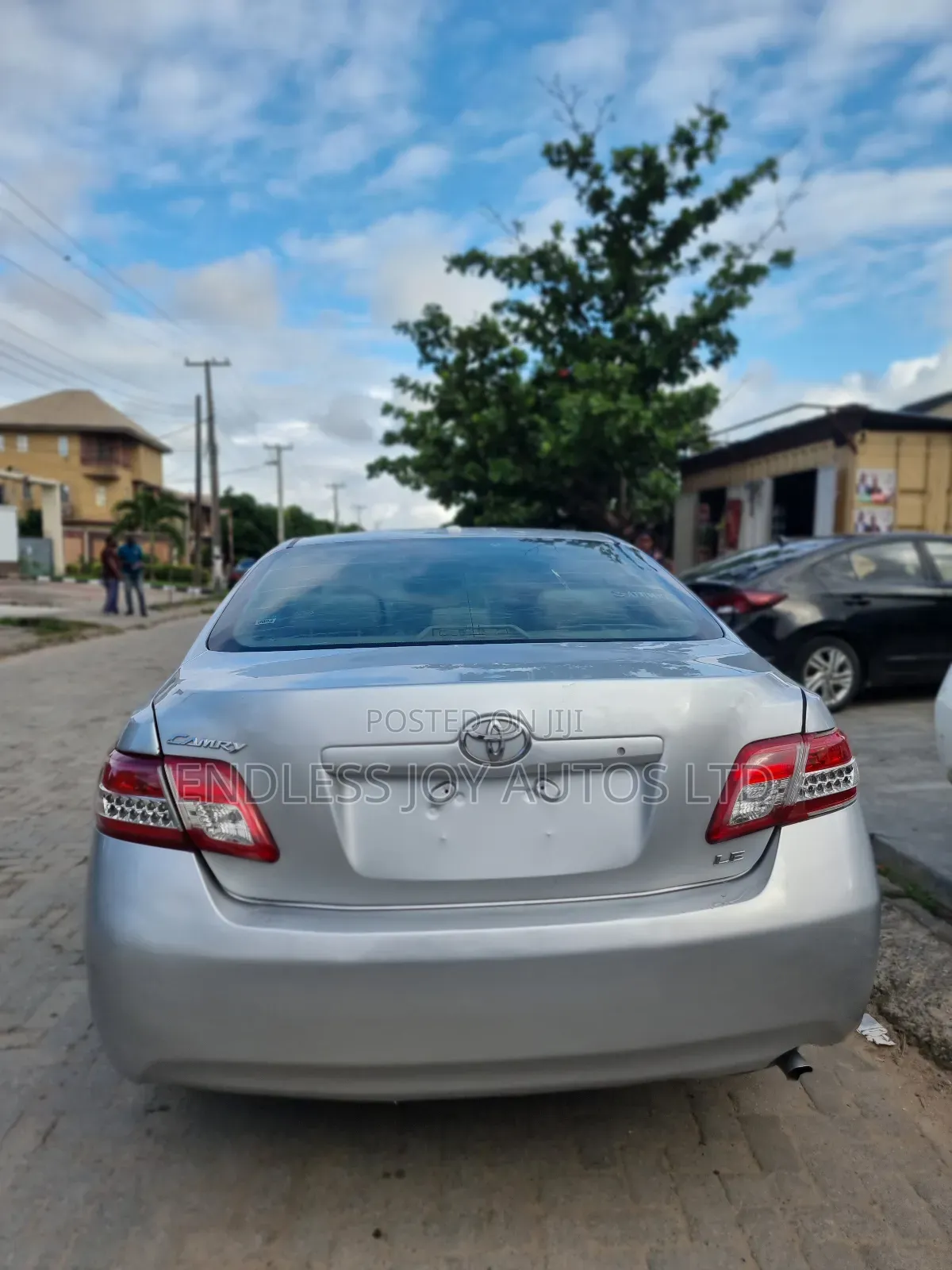 Toyota Camry LE 4dr Sedan (2.5L 4cyl 6A) 2011 Silver