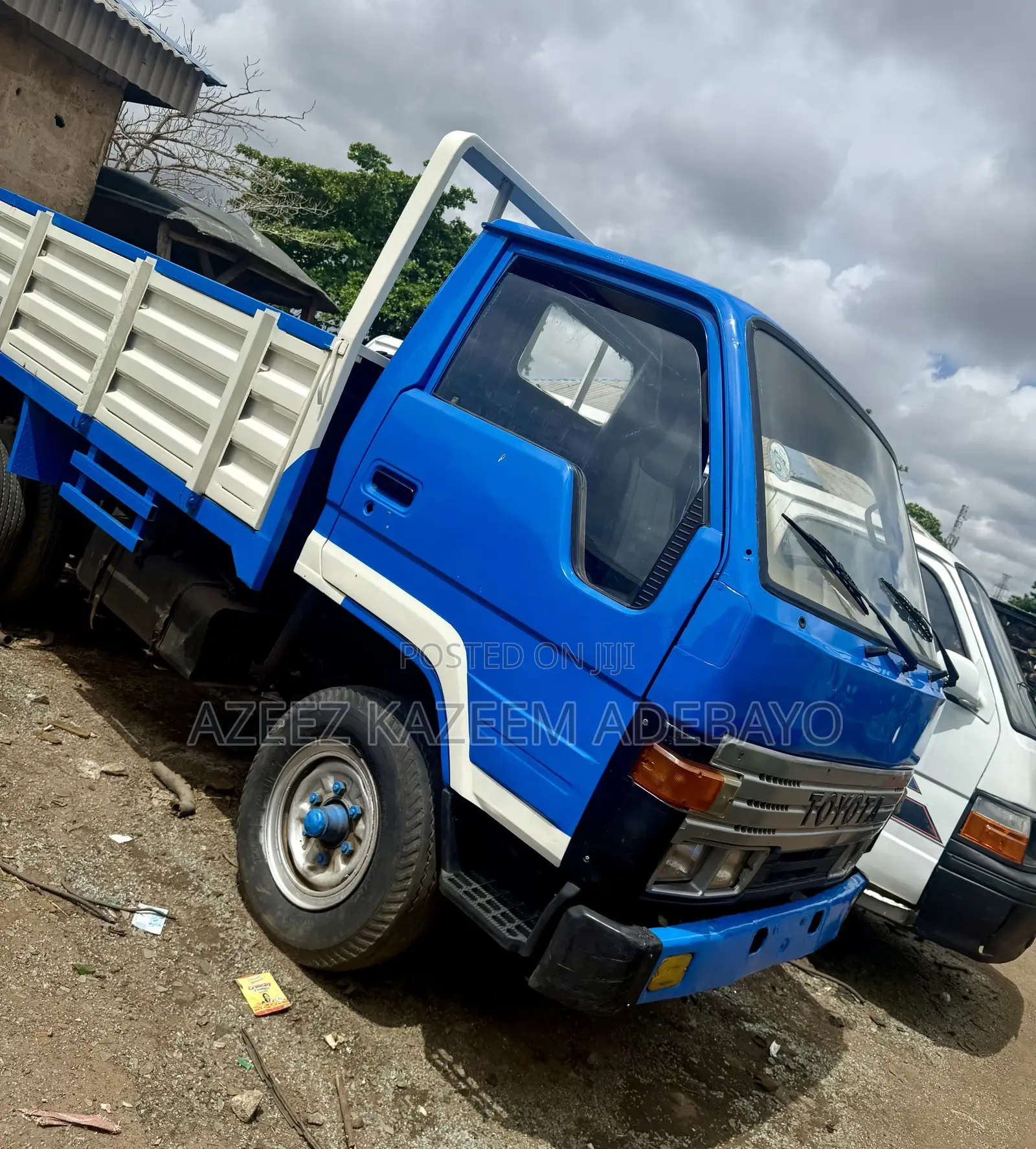Toyota Dyna 200 Six Tyres 4.5tonnage Capacity