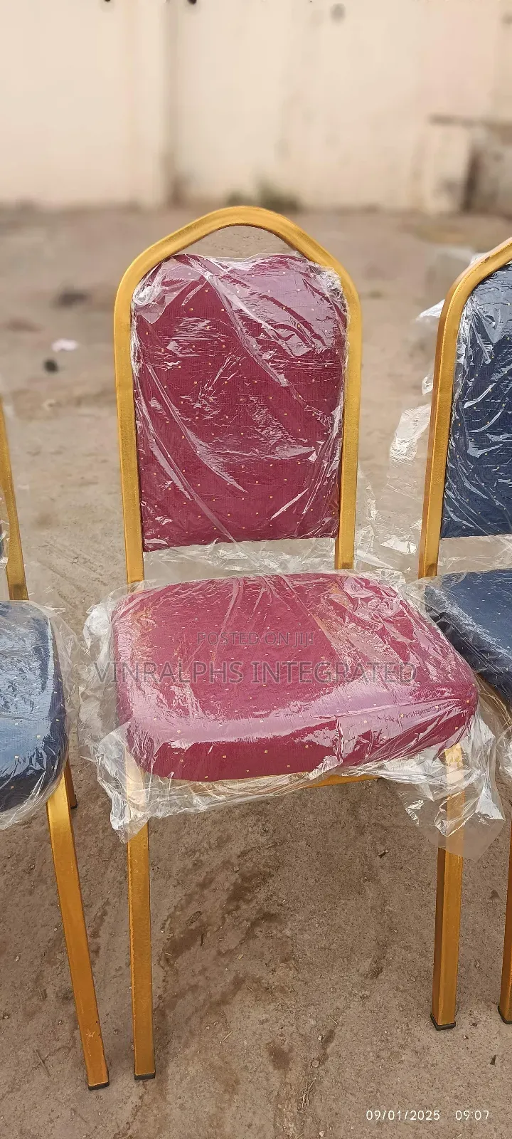 Banquet Chairs With Back Guard