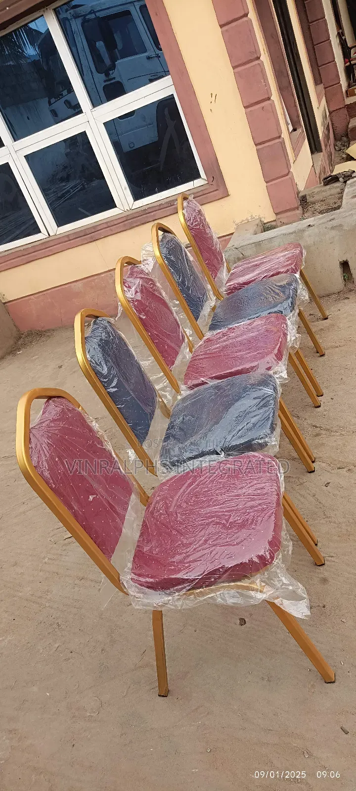 Banquet Chairs With Back Guard