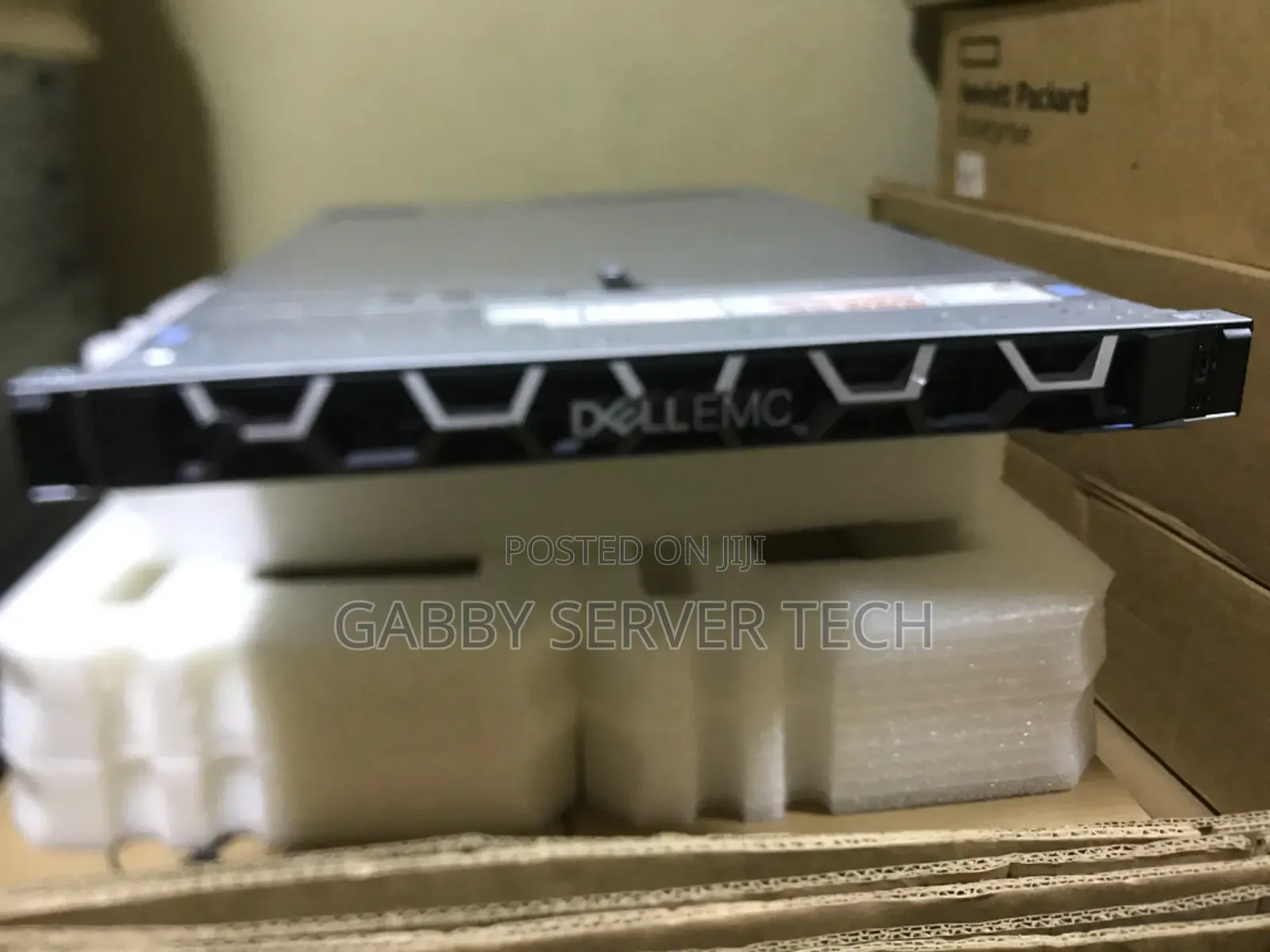 Server Dell PowerEdge R640 32GB Intel Xeon HDD 1T