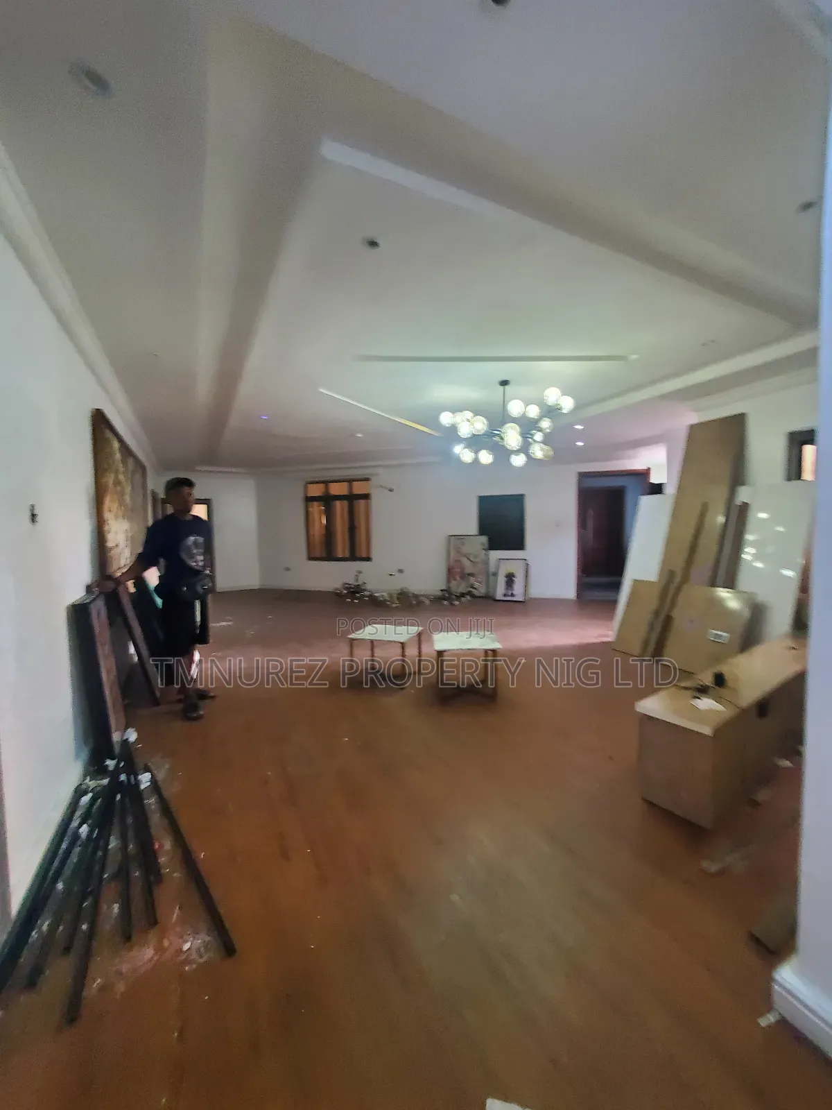 3bdrm Apartment in Off Admiralty, Lekki Phase 1 for rent