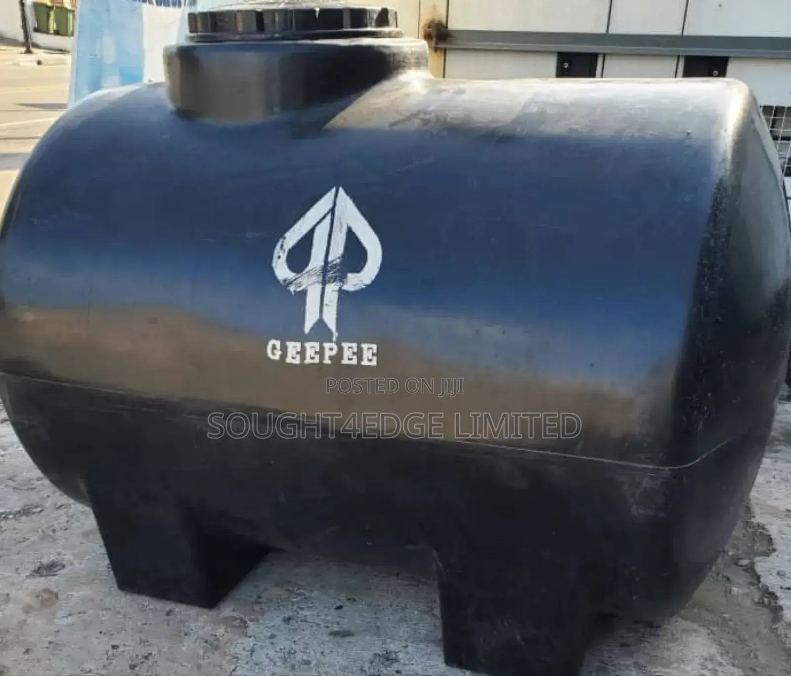 Robust 1500 Geepee Tank