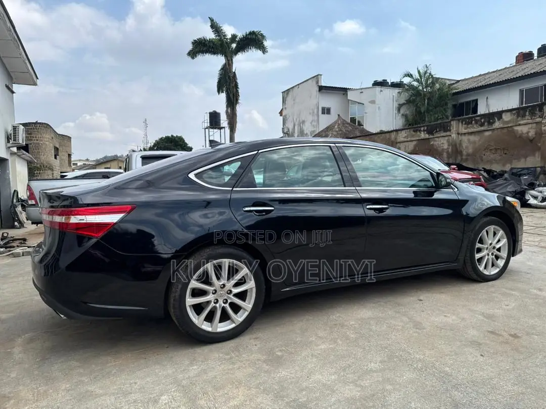 Toyota Avalon Limited 4dr Sedan (3.5L 6cyl 6A) 2014 Black
