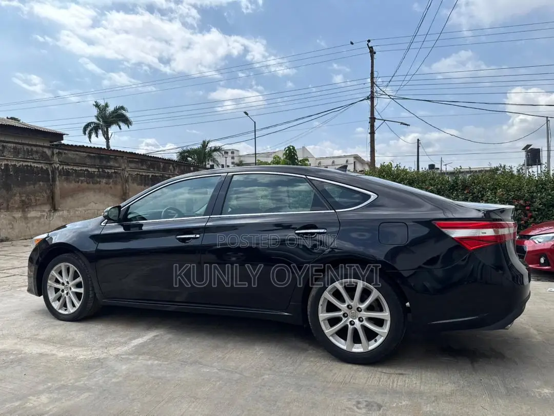Toyota Avalon Limited 4dr Sedan (3.5L 6cyl 6A) 2014 Black