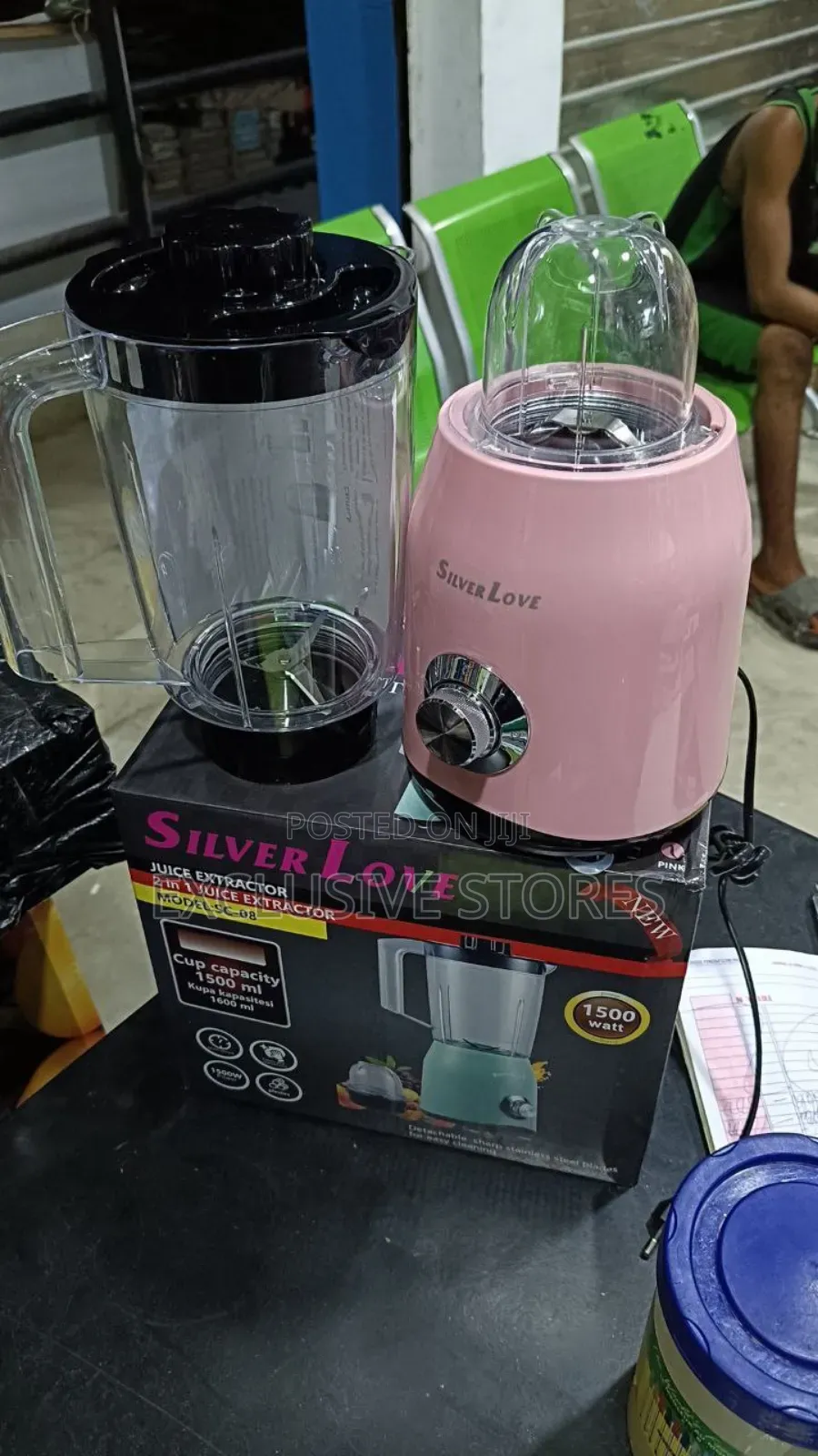 2 in 1 , Juicer and Blender 
1500 Watts