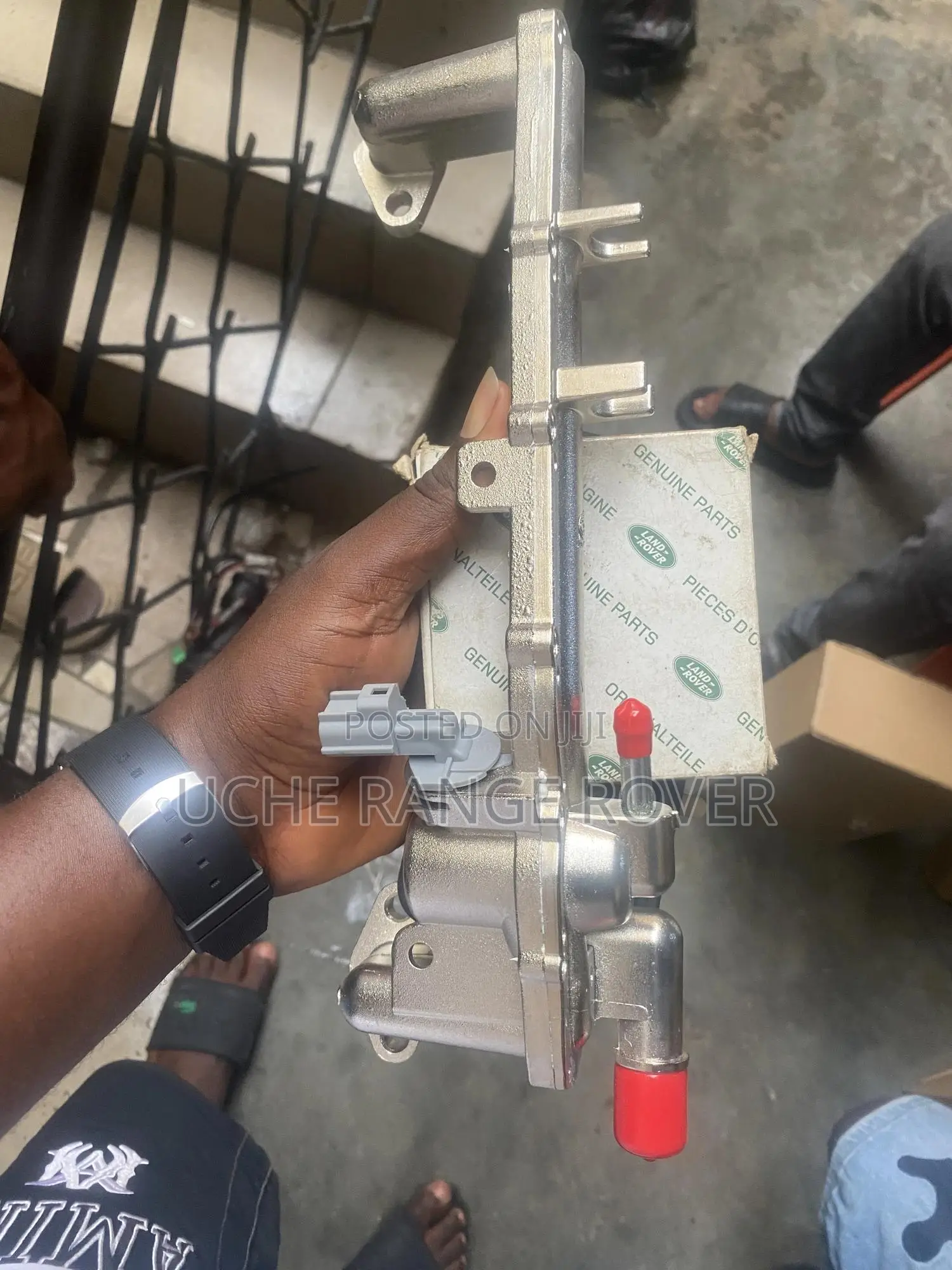 Range Rover Back Tharmostart Pipe Iron