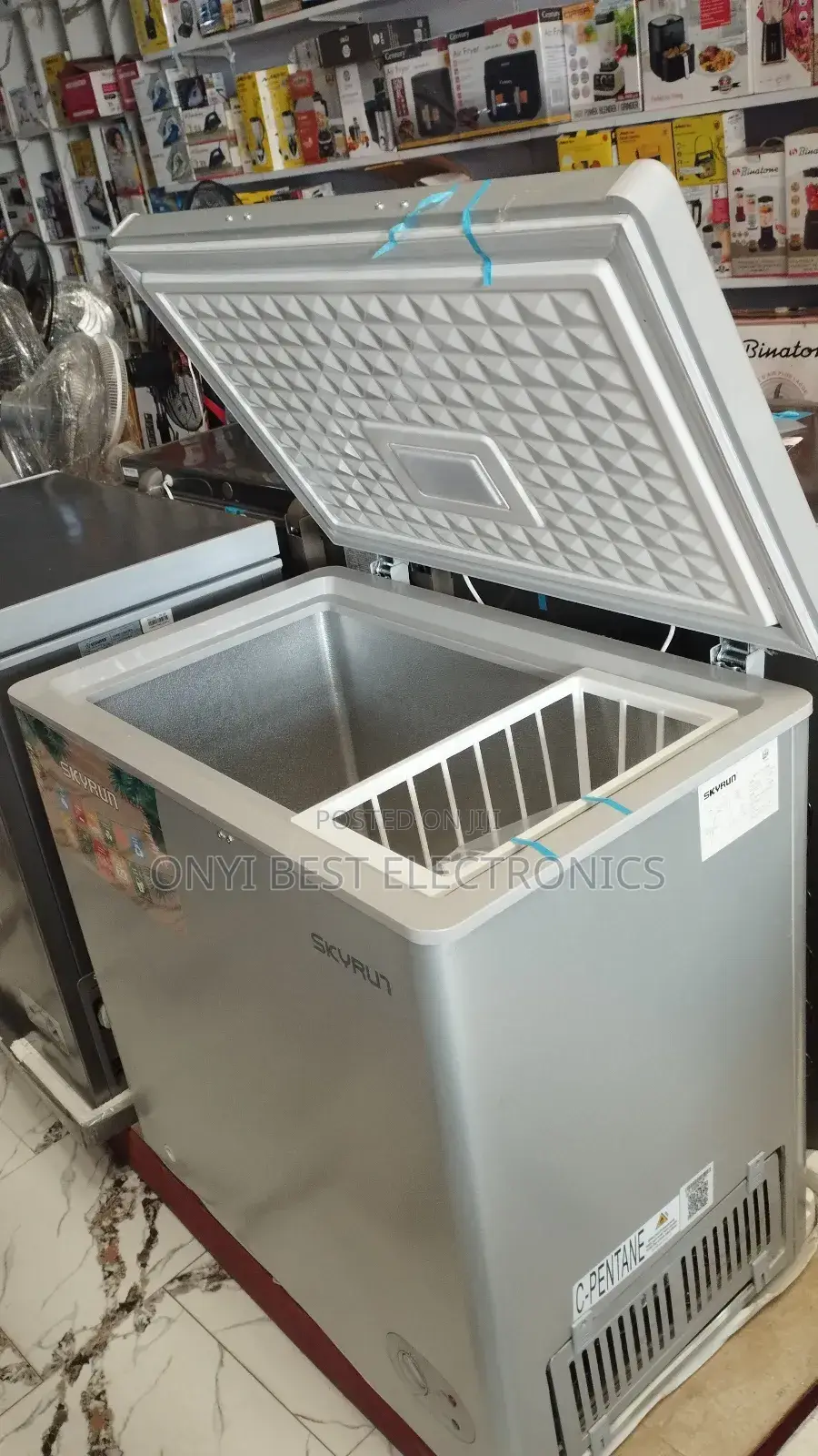 Skyrun 155 Litres Chest Freezer (Bd-155hnw) - Grey
