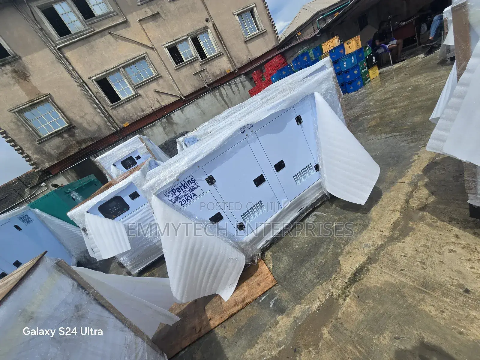 Sp25kva Perkins Diesel Soundproof Gen 2years Wty