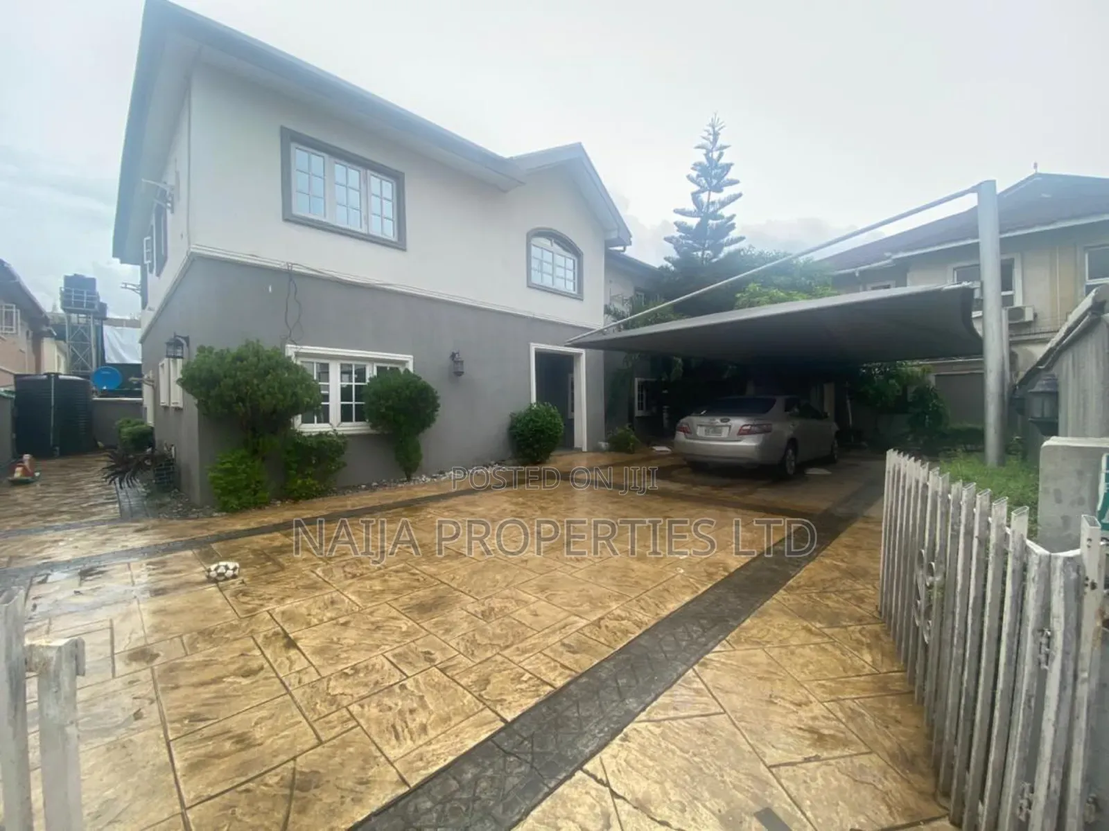 5bdrm Duplex in Carltongate, Lekki for sale