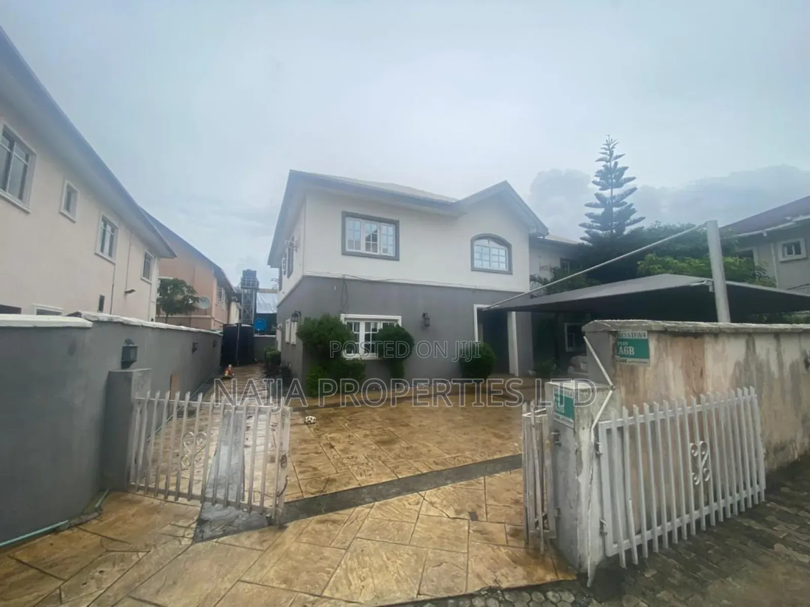 5bdrm Duplex in Carltongate, Lekki for sale