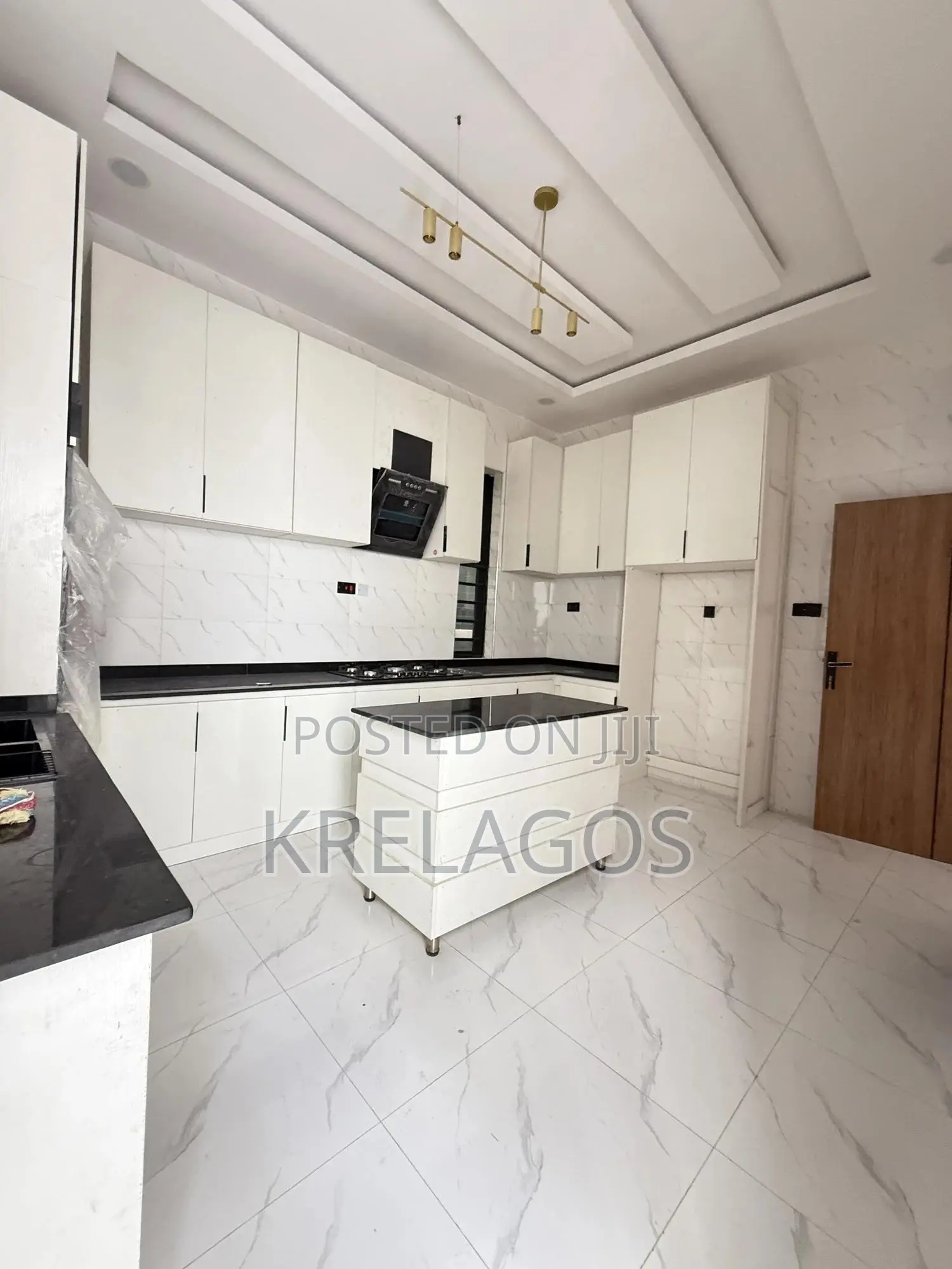 4bdrm Duplex in Sangotedo for sale