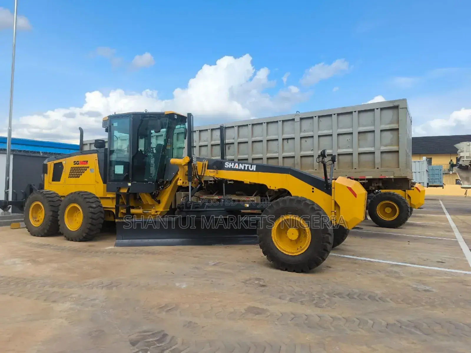 Shantui Loader L55-B5 – Wheel Loader and Free Delivery