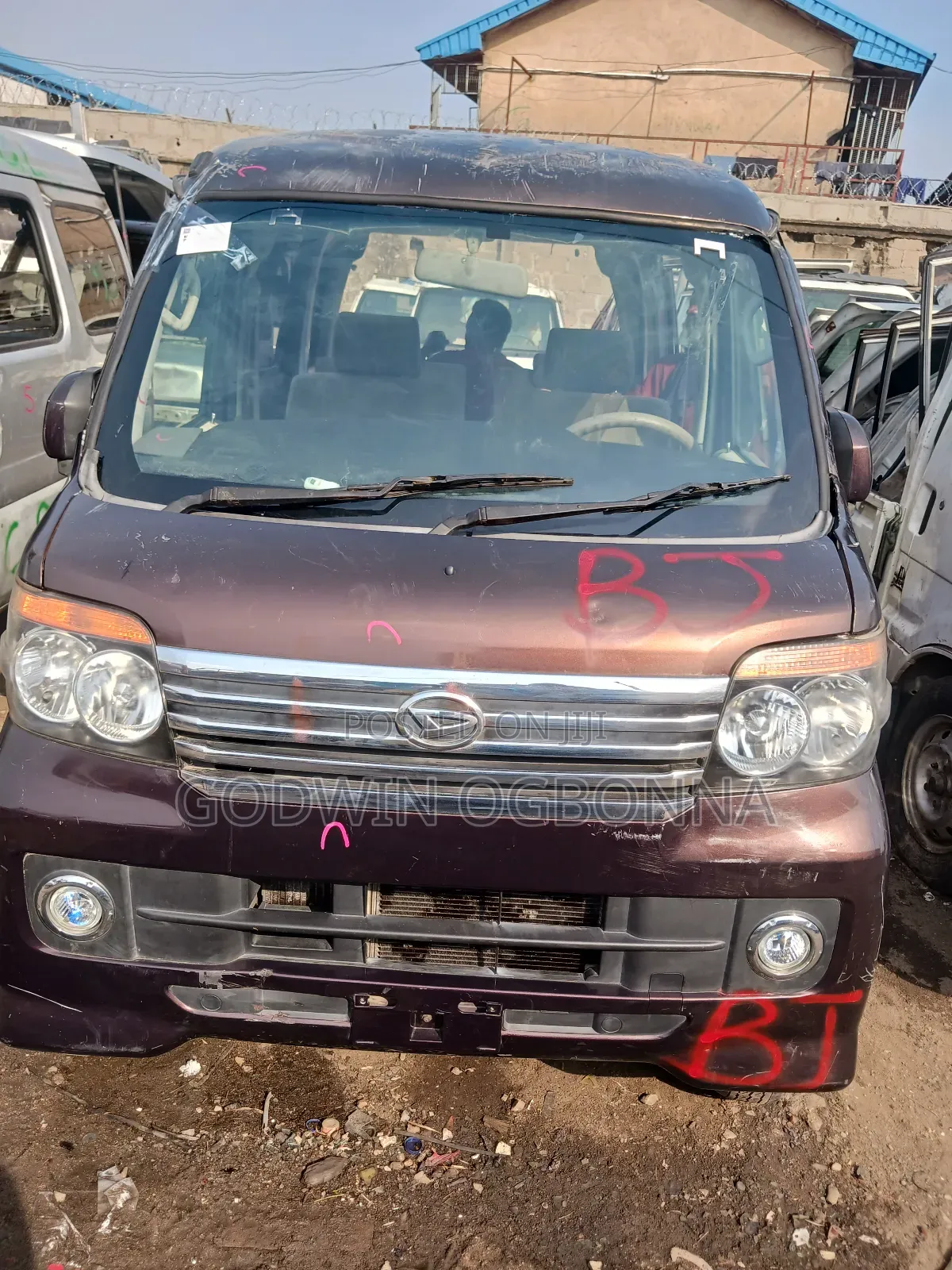 Daihatsu Hijet 2012 Red