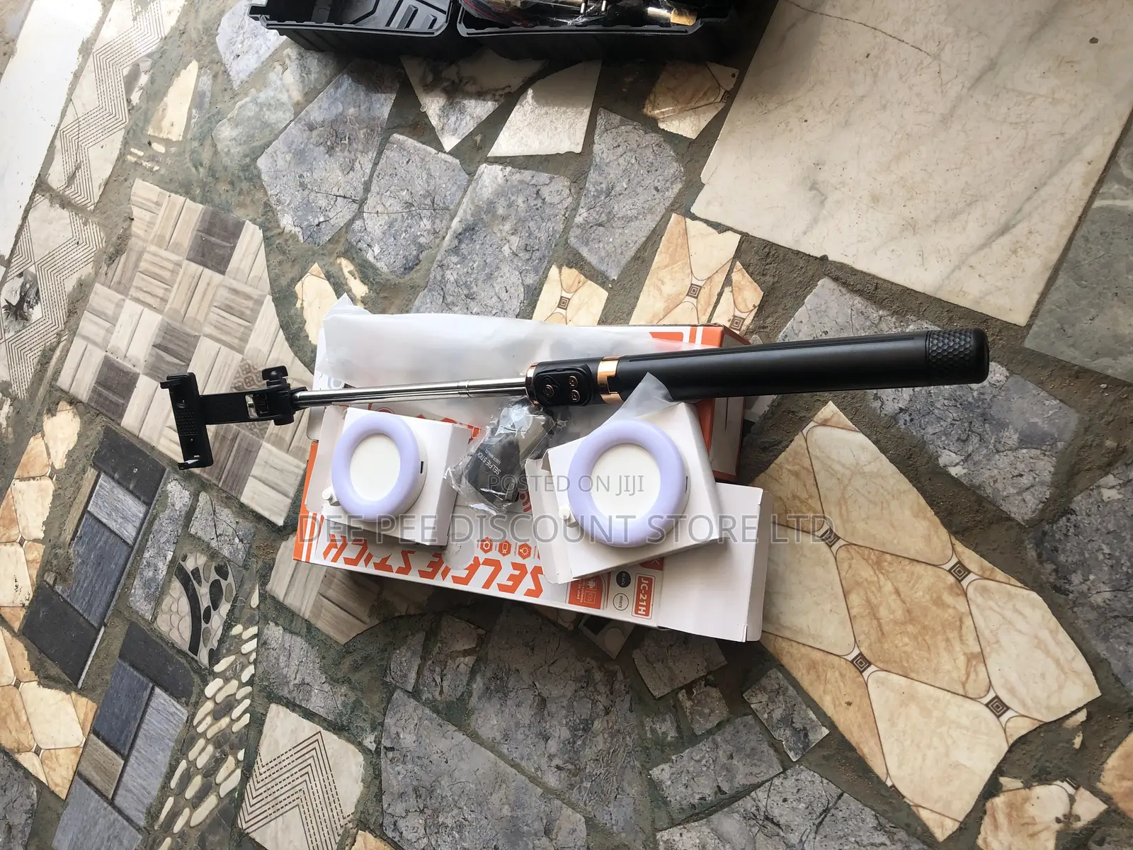 Wirele Bluetooth Selfie Stick With Dual Led Ring Light I