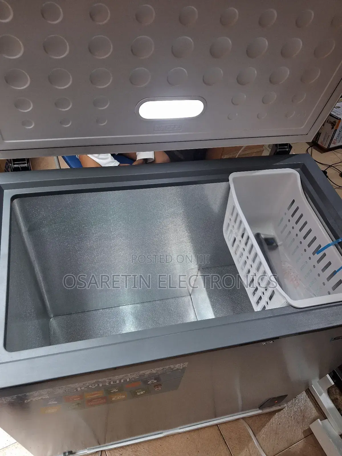 Skyrun Deep Freezer 200 Litre