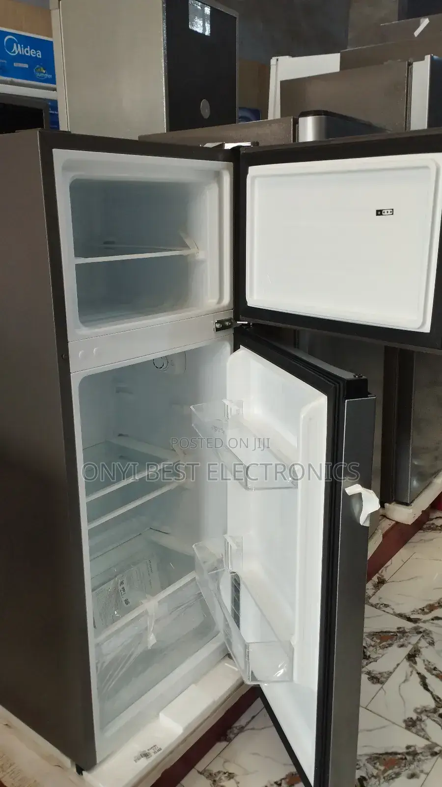 Hisense 154l Double Door Refrigerator Silver- Ref200dr