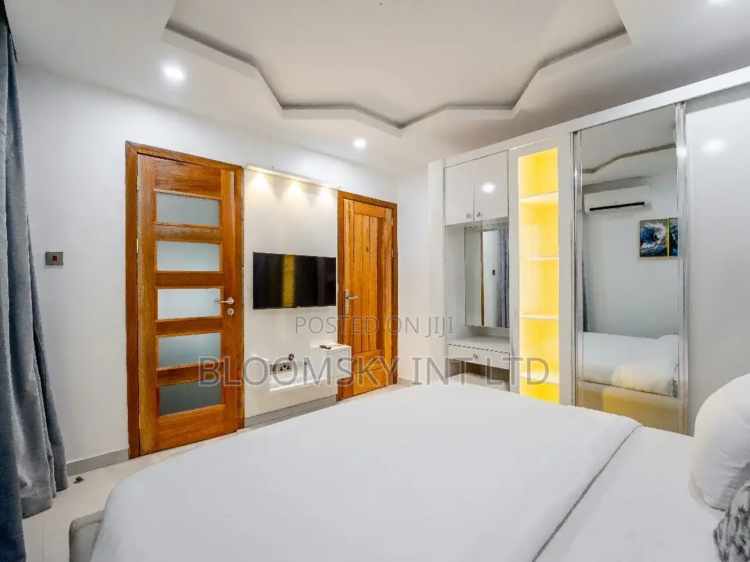 Captivating 5 Bedroom Duplexe in Lekki Phase 1