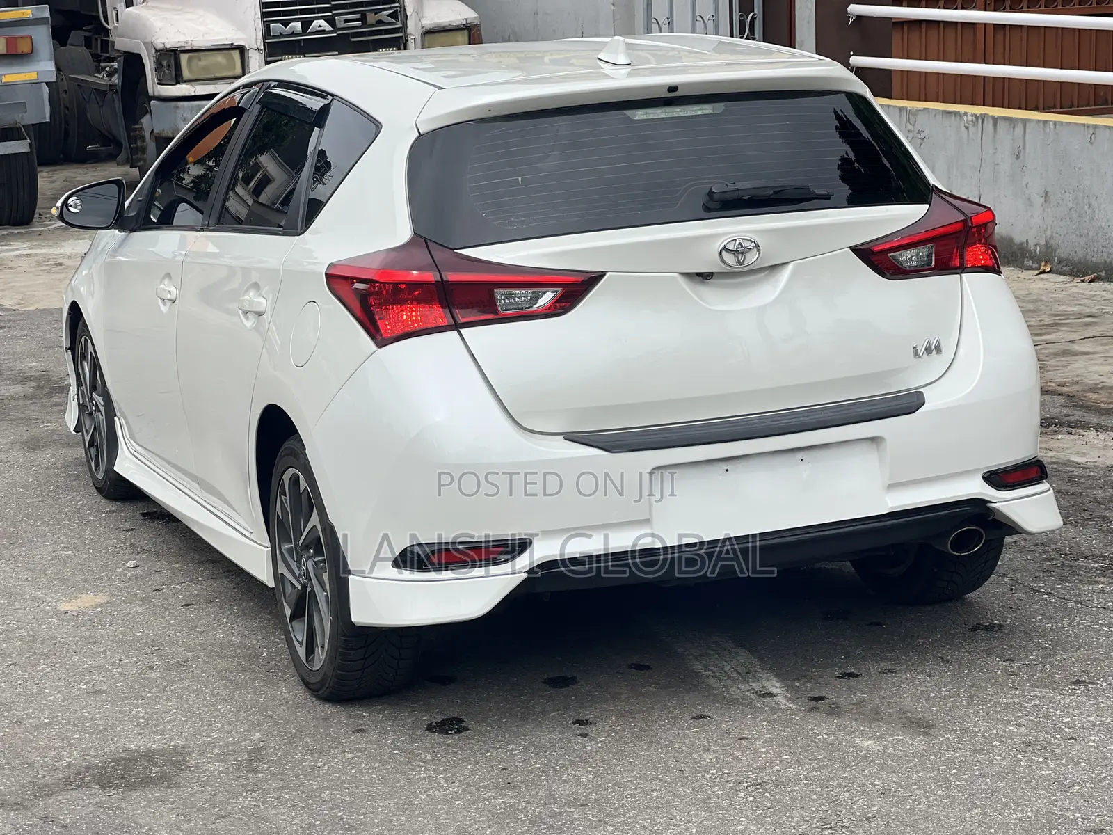 Toyota Corolla Hatchback 2019 Off white