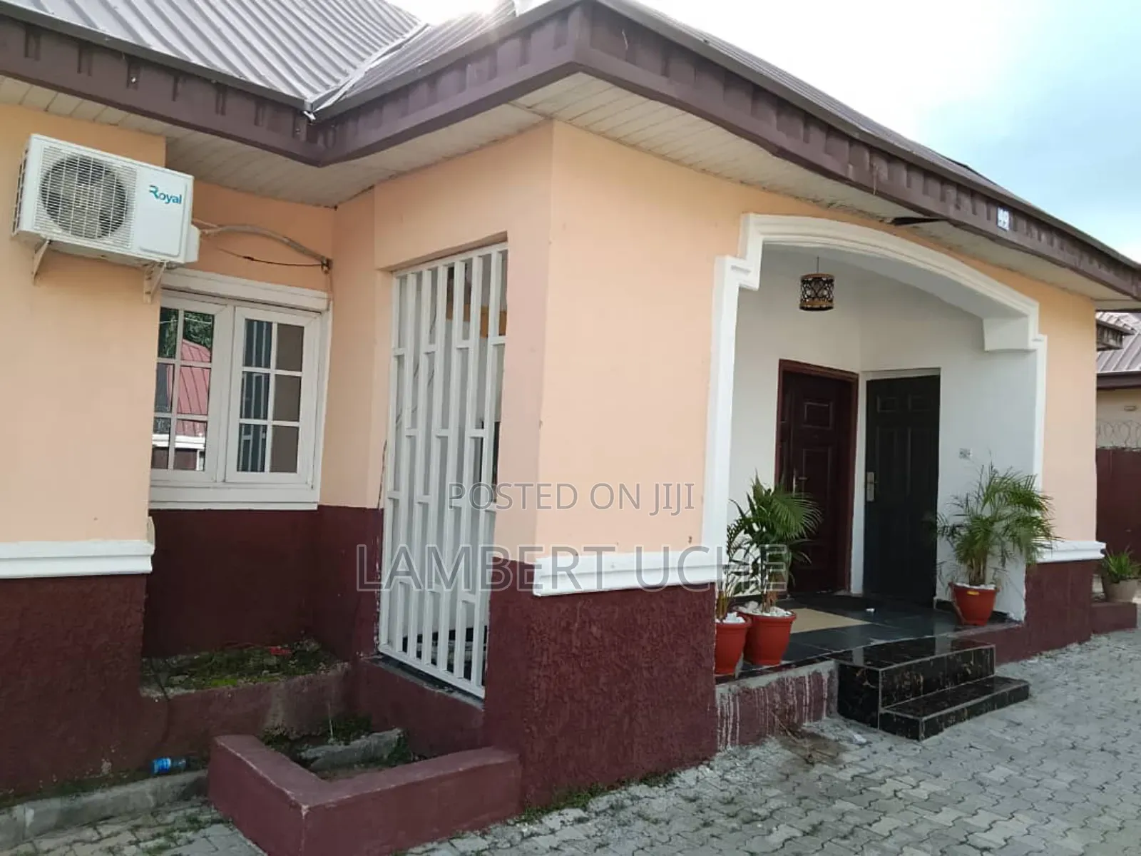 3bdrm Bungalow in Lugbe District for sale