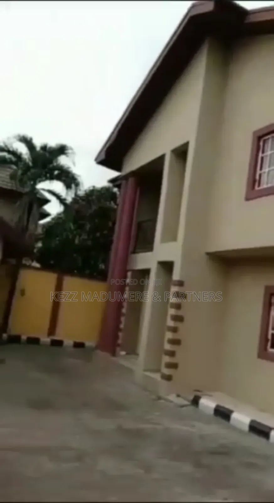 8bdrm Duplex in Woji Port Harcourt for sale
