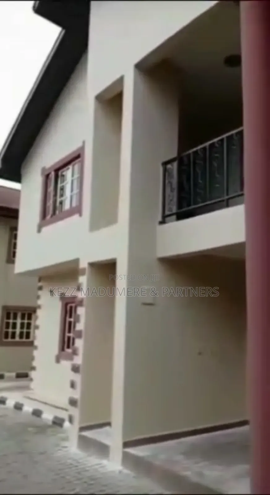 8bdrm Duplex in Woji Port Harcourt for sale